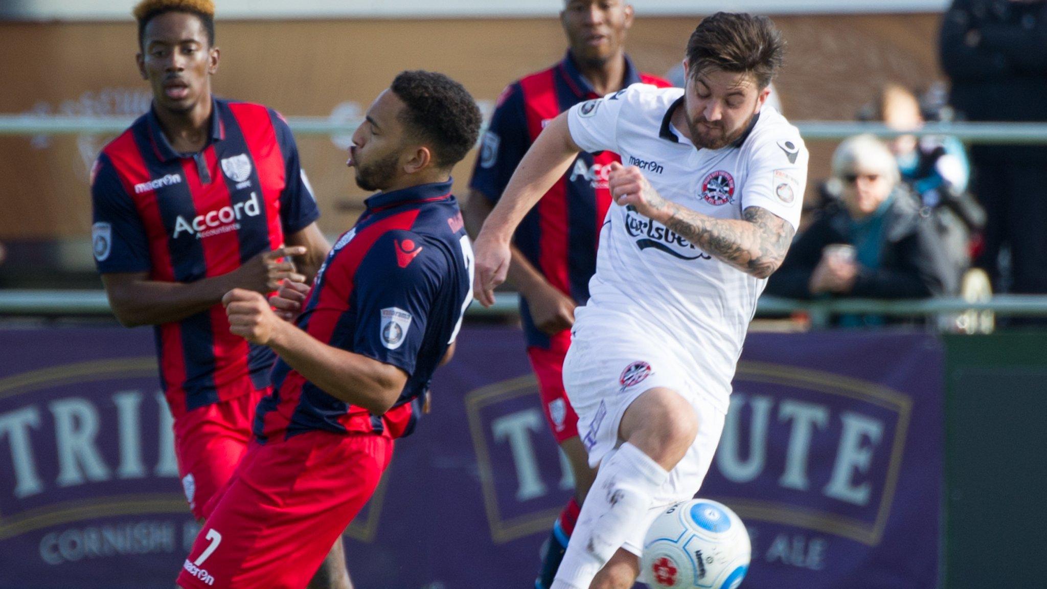 Truro City v Hampton and Richmond
