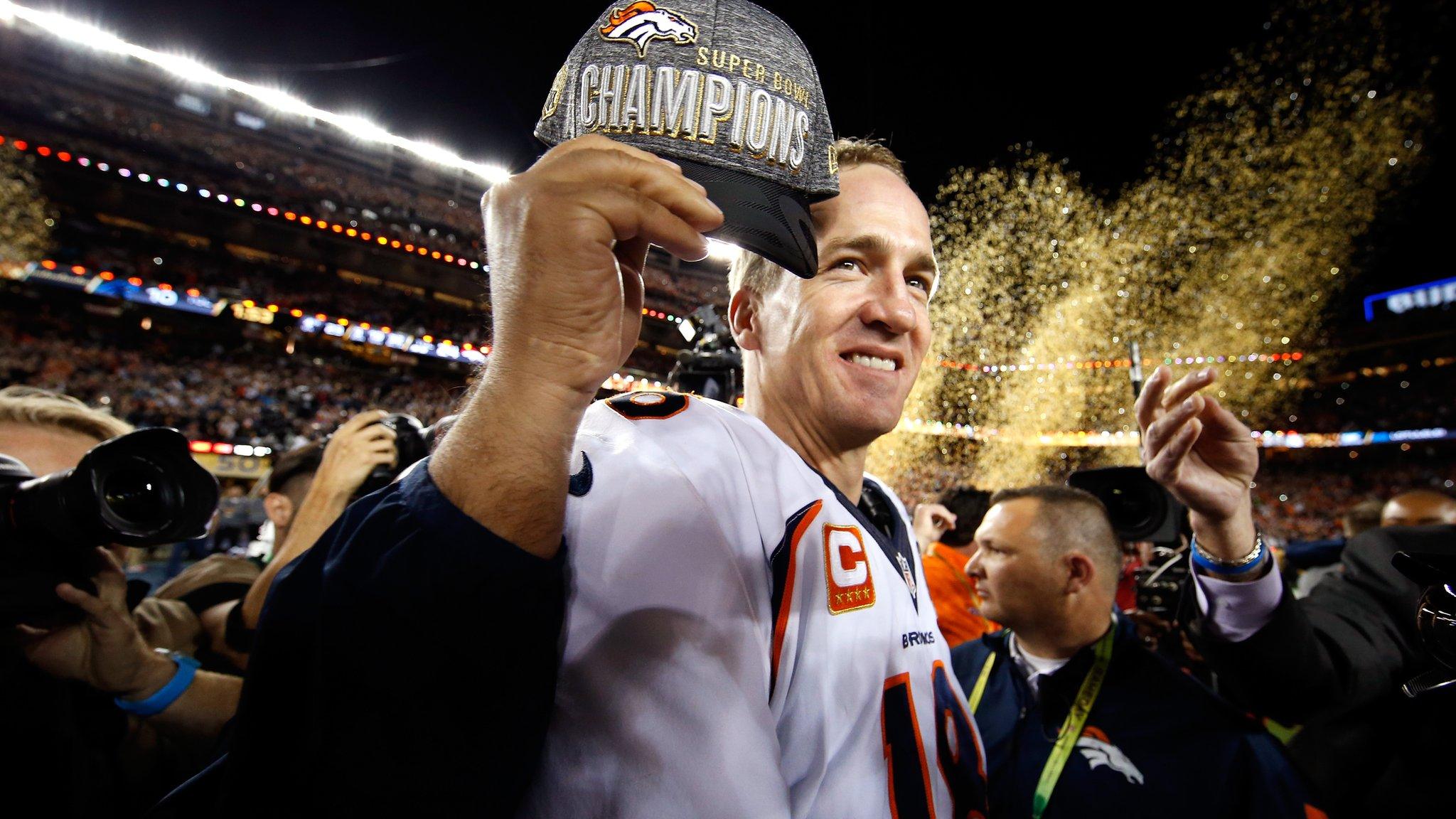 Peyton Manning celebrates