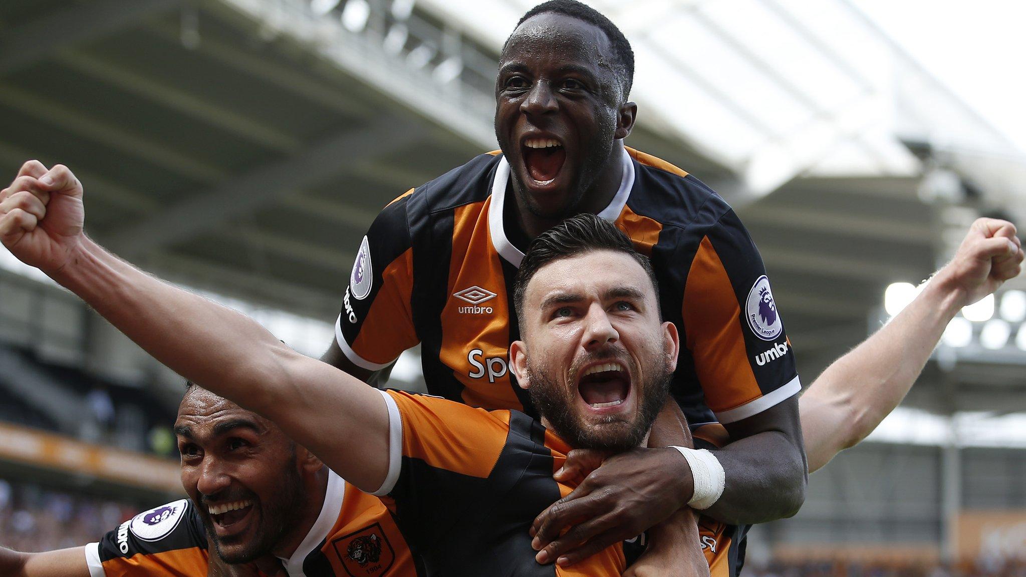 Hulll celebrate Robert Snodgrass's winner