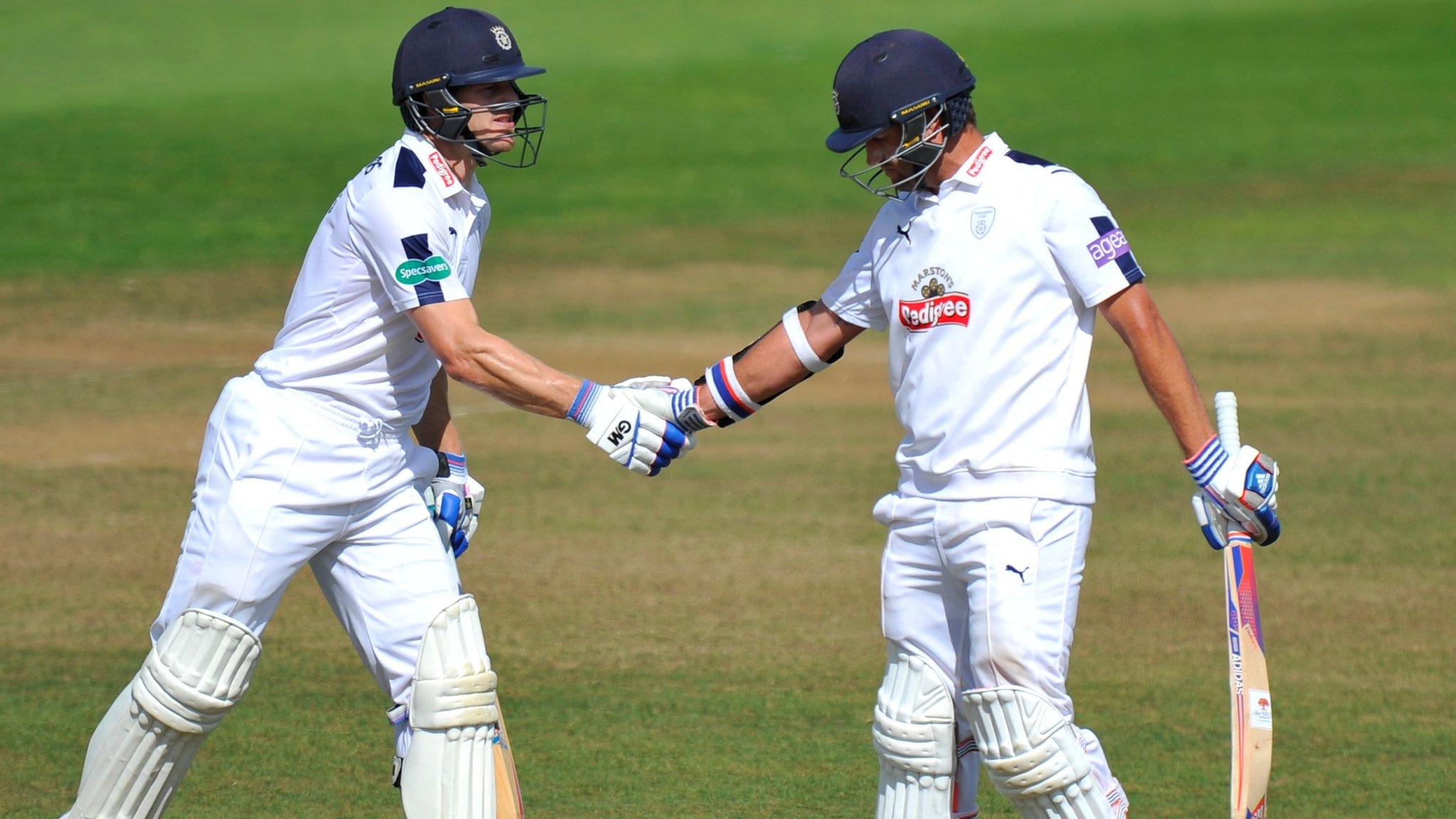 Jimmy Adams and Sean Ervine added a further 104 runs to their overnight partnership, of which it took just 145 to break Hampshire's fourth-wicket record