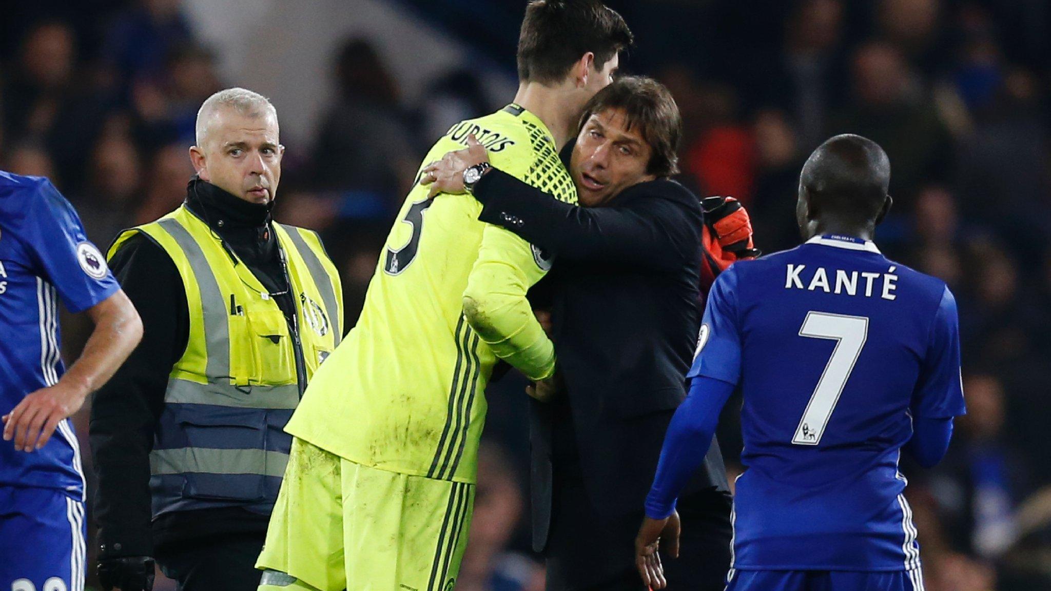 Antonio Conte celebrates