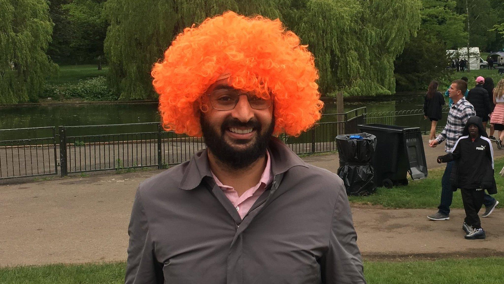 Monty Panesar wearing the colours of Luton Town FC