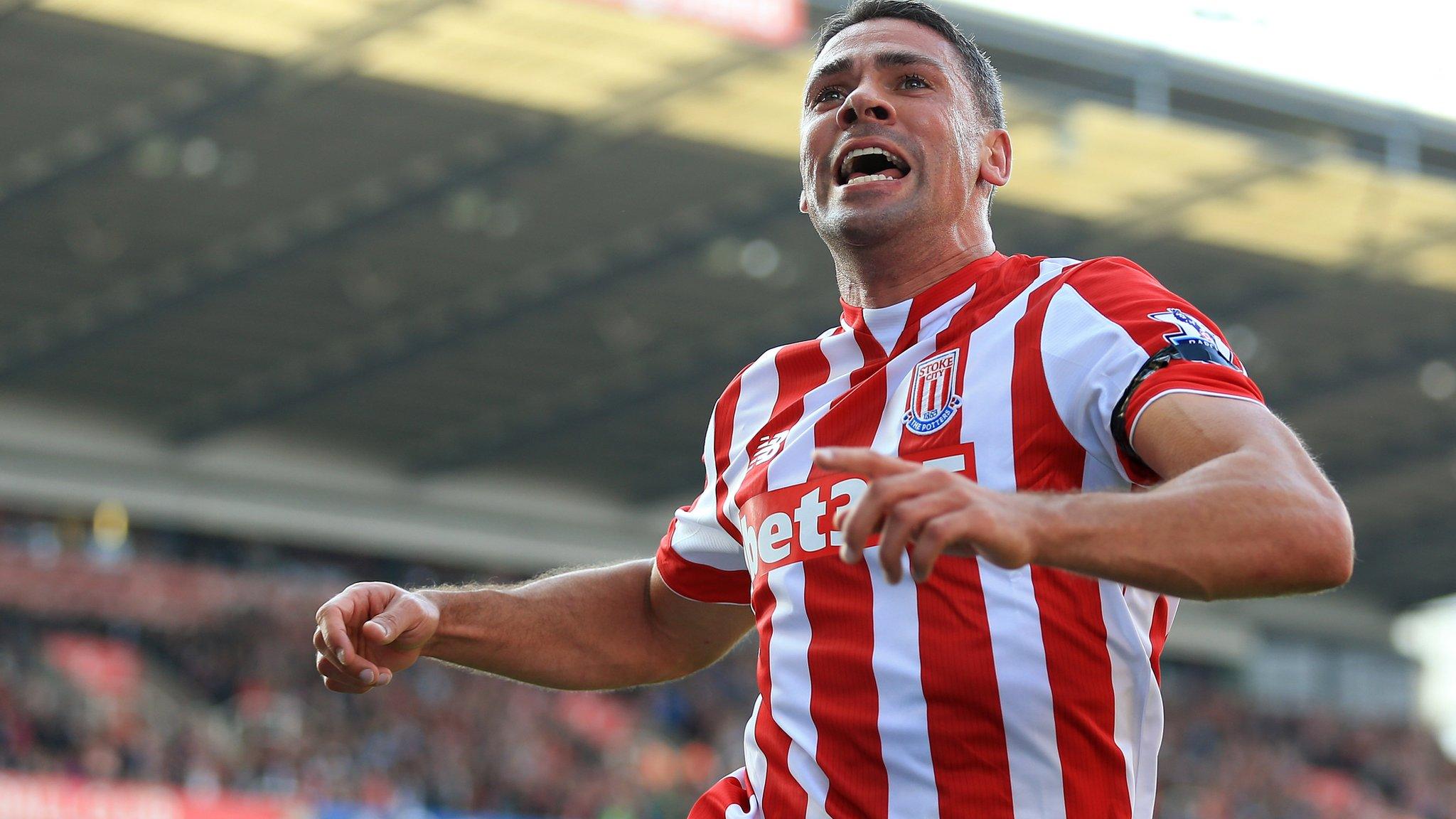 Jonathan Walters celebrates