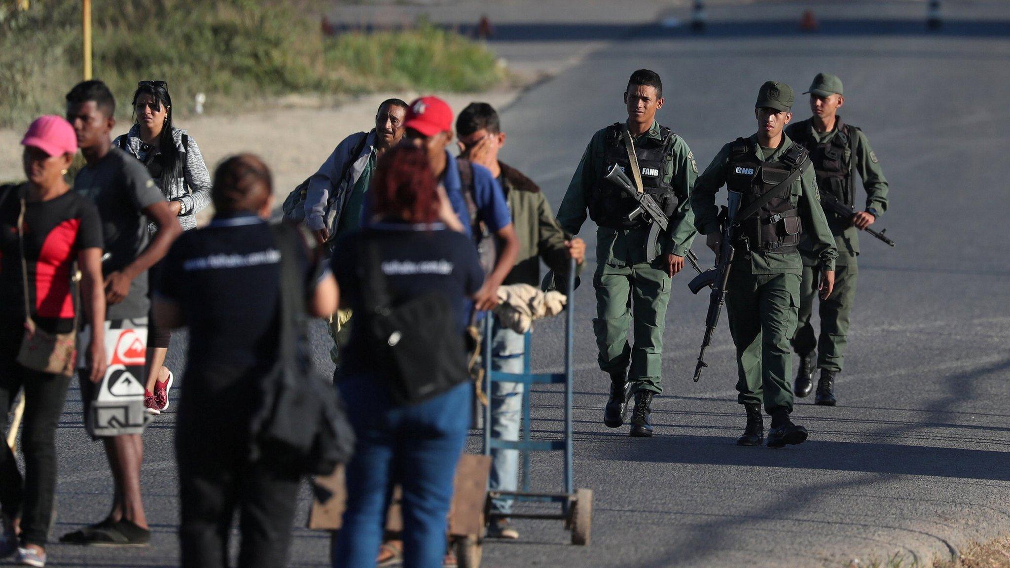 Venezuelan soldiers at the border