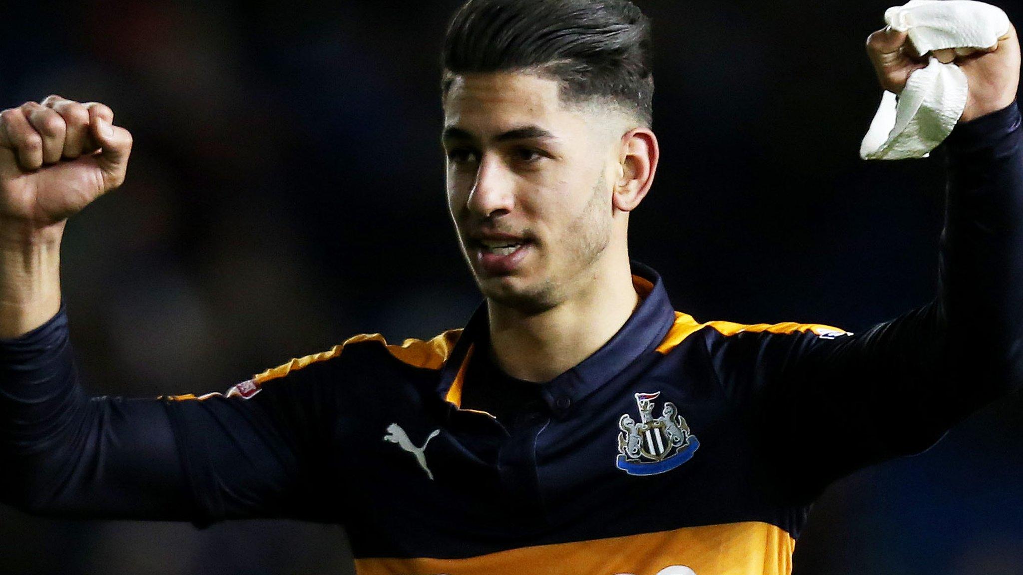 Ayoze Perez celebrates