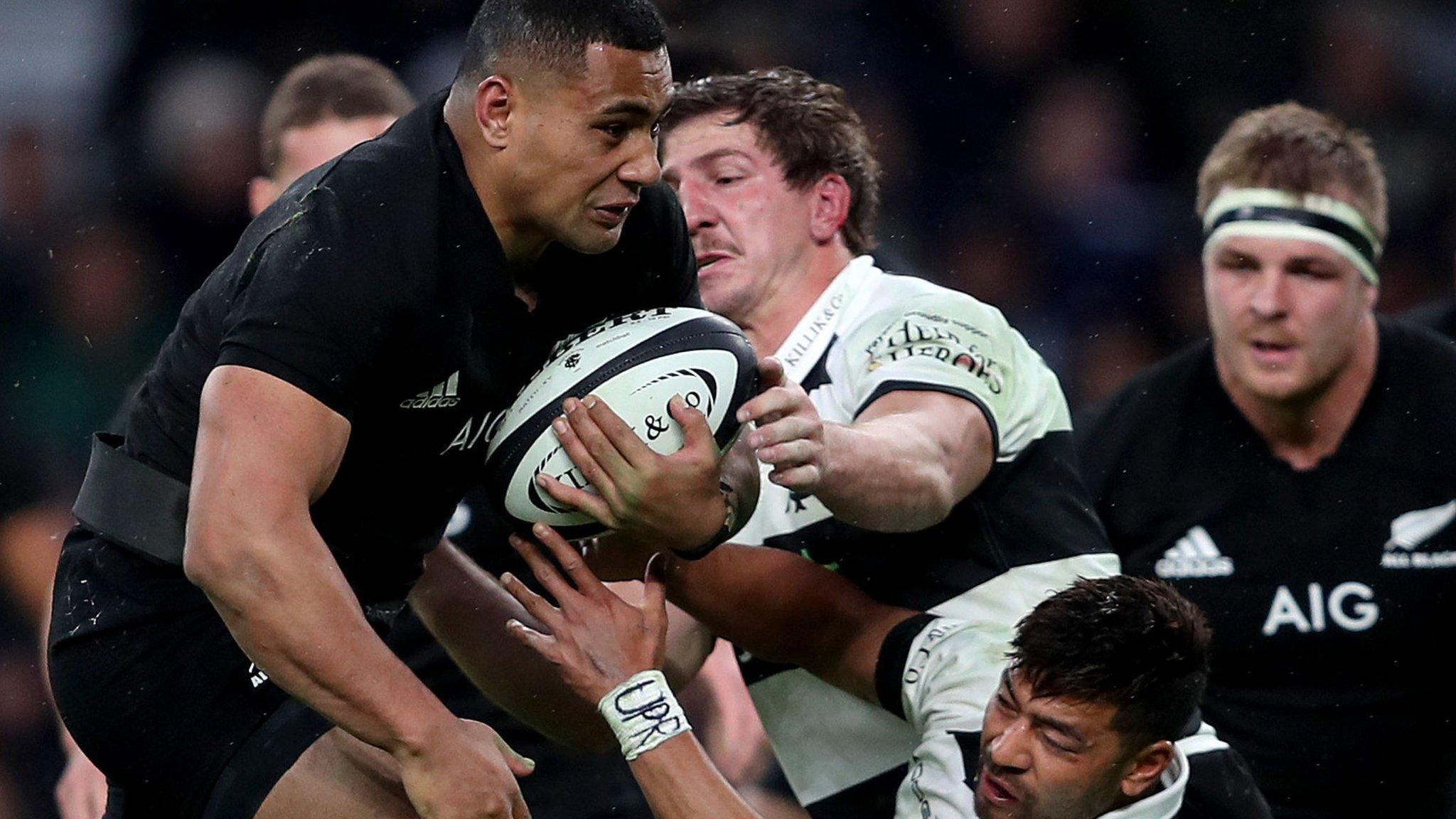 Barbarians v New Zealand