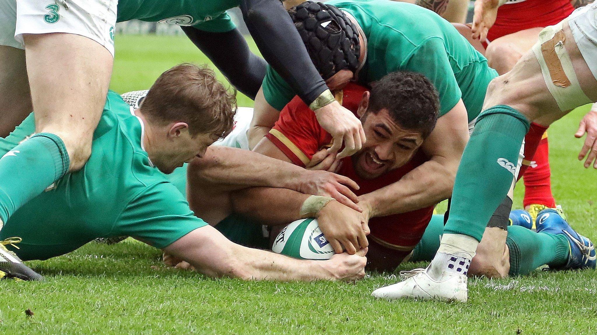 Ireland v Wales