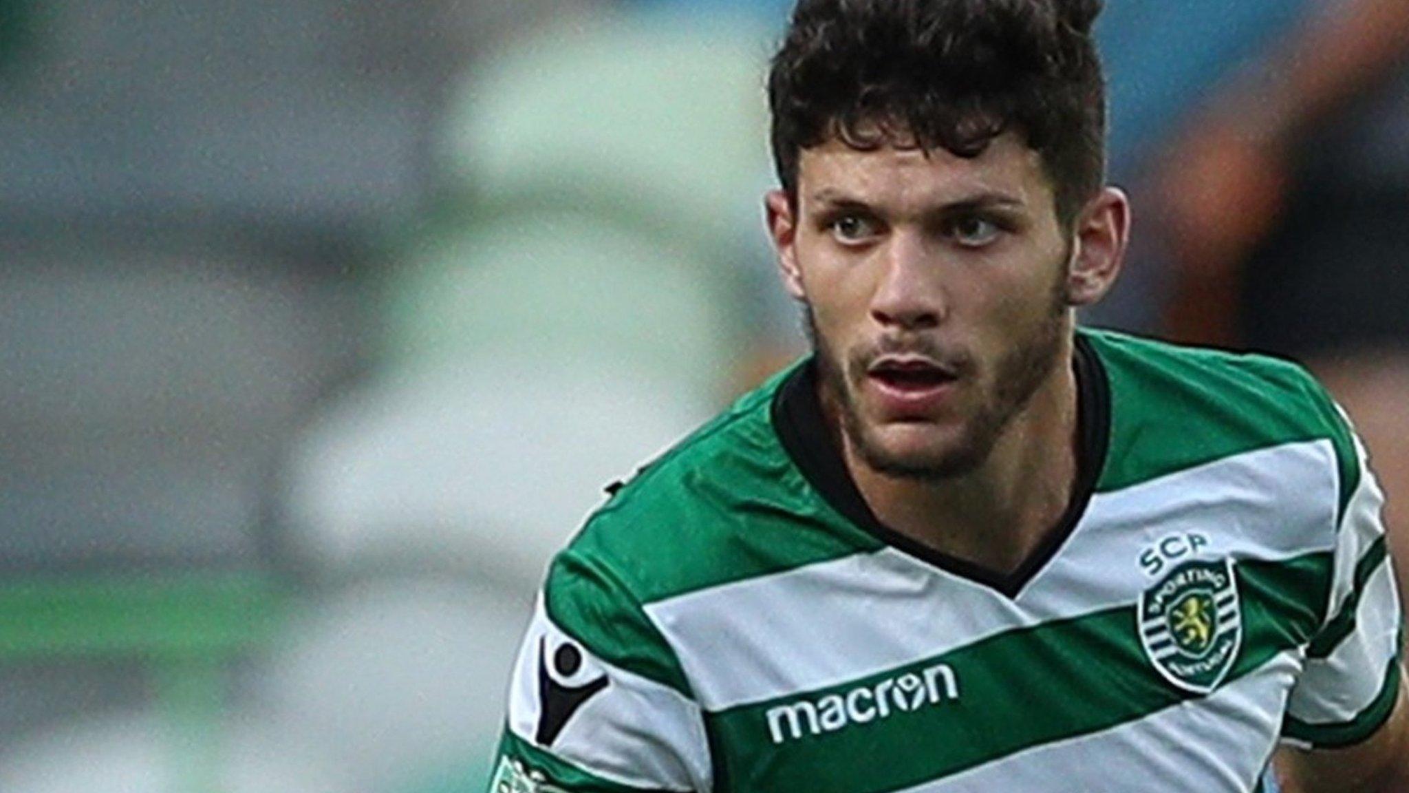 Tobias Figueiredo in action for Sporting Lisbon in pre-season