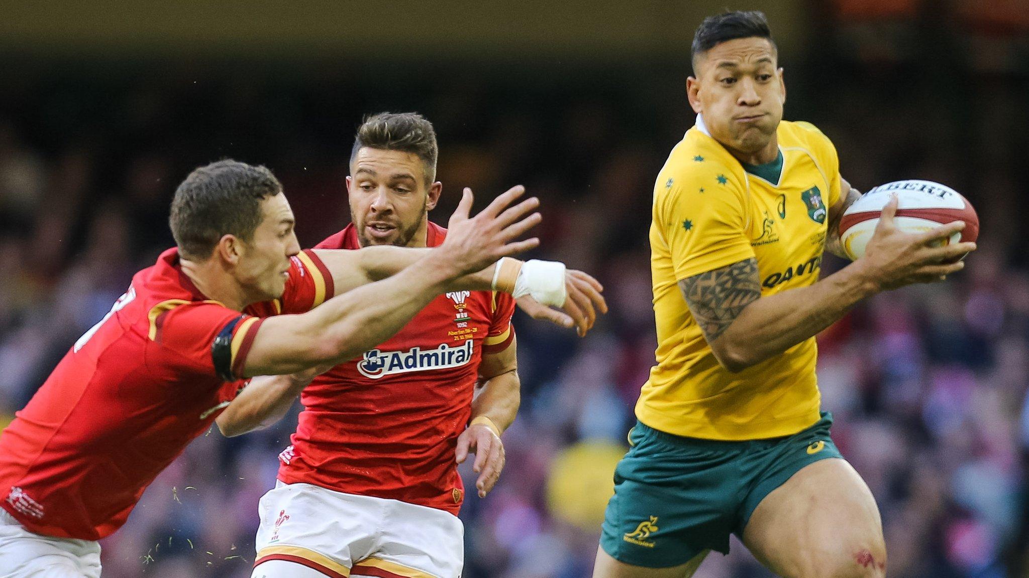 Israel Folau gets away from George North