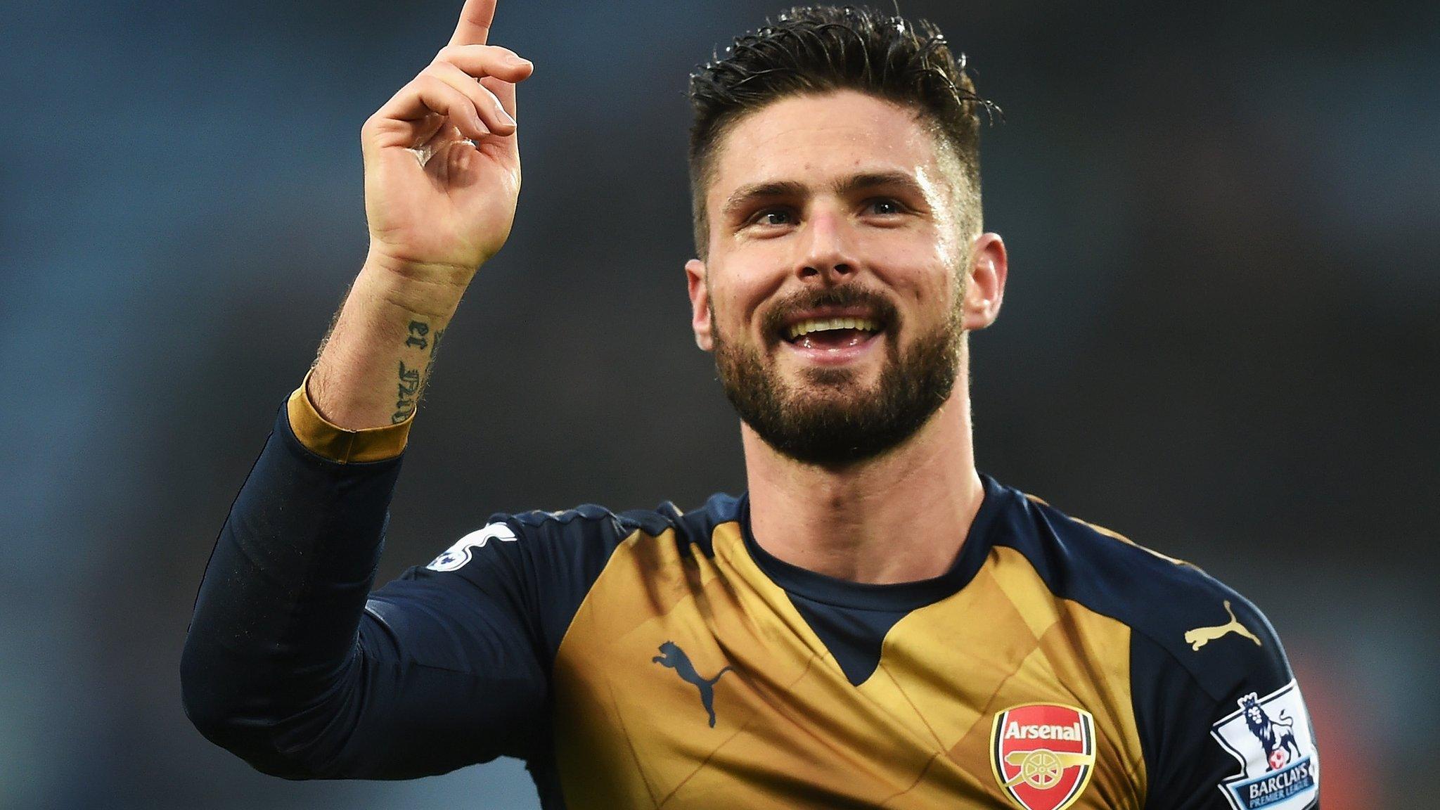 Arsenal striker Olivier Giroud celebrates