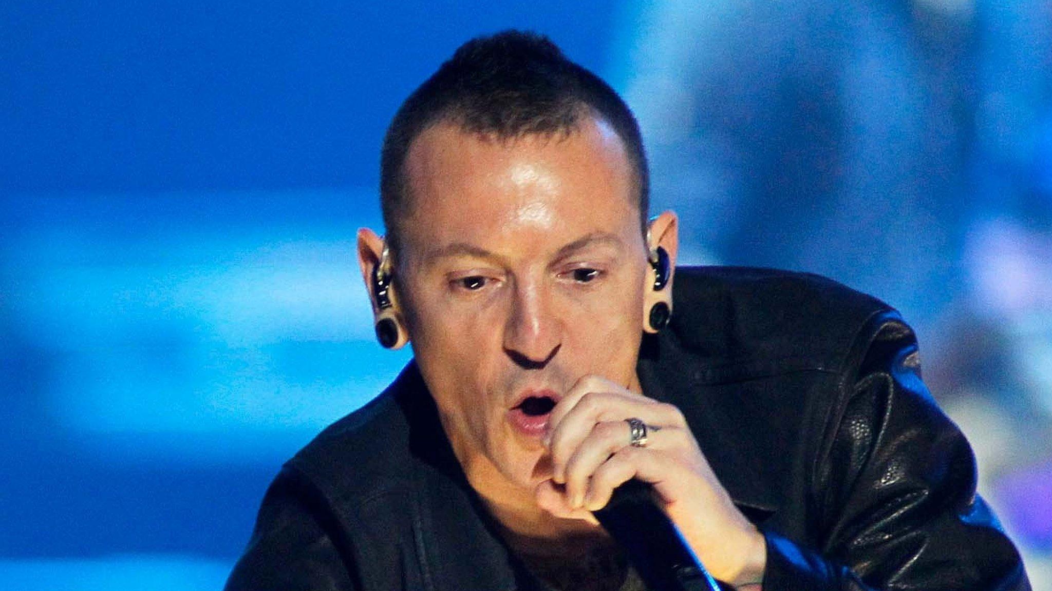 Chester Bennington at iHeartRadio festival in Las Vegas in 2012