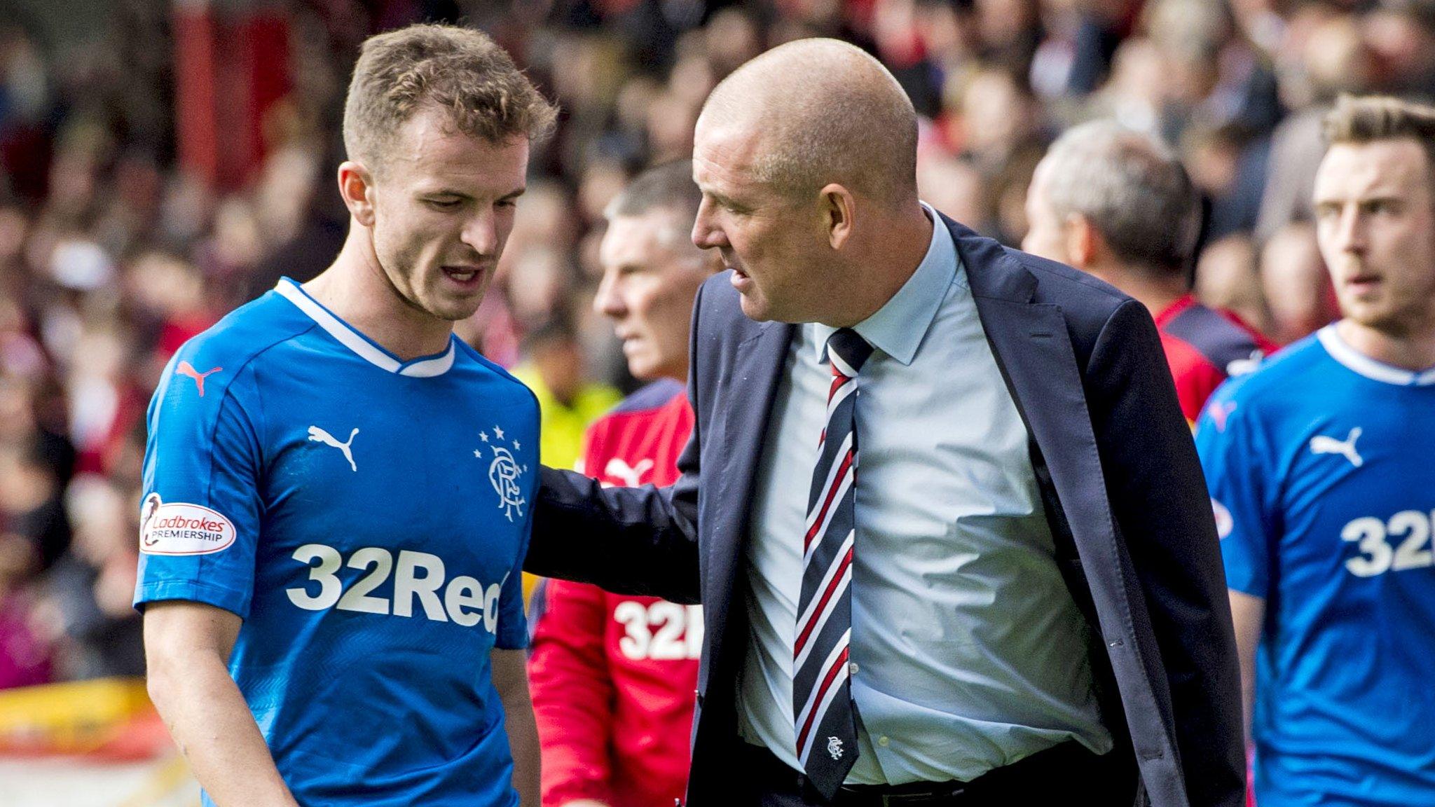 Rangers manager Mark Warburton with captain Andy Halliday