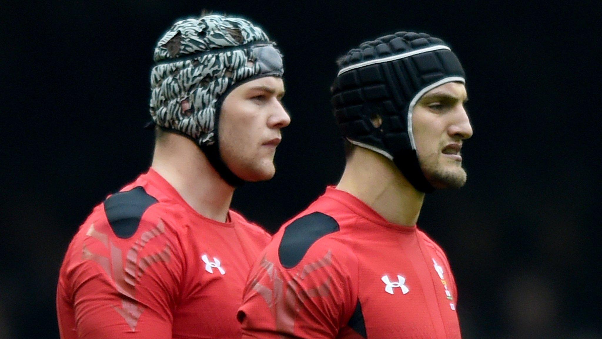 Dan Lydiate and Sam Warburton