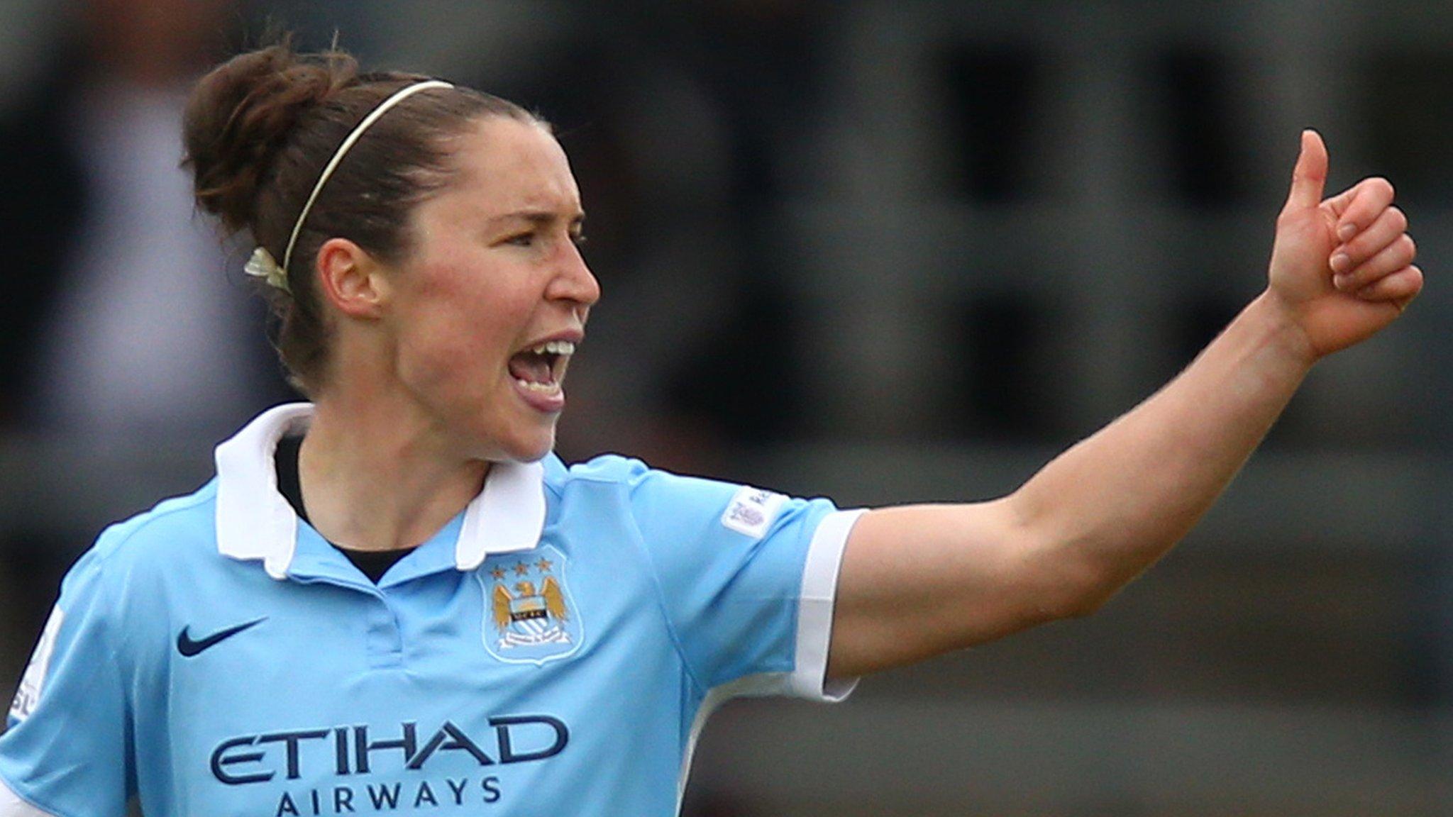 Jane Ross in action for Manchester City