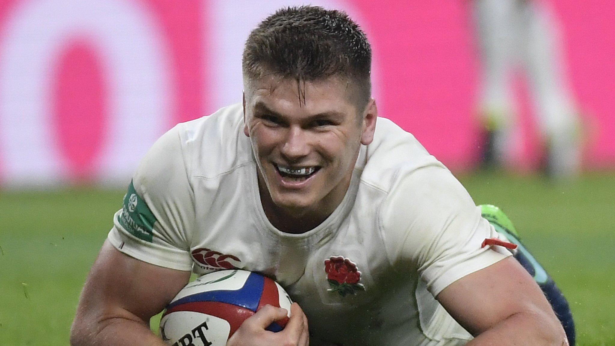 Owen Farrell scores for England