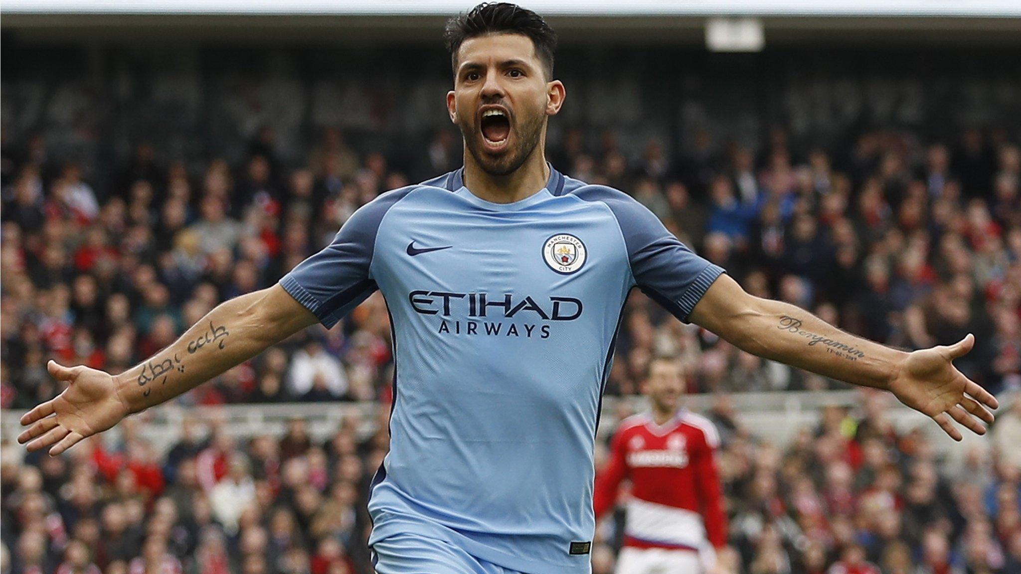 Sergio Aguero celebrates