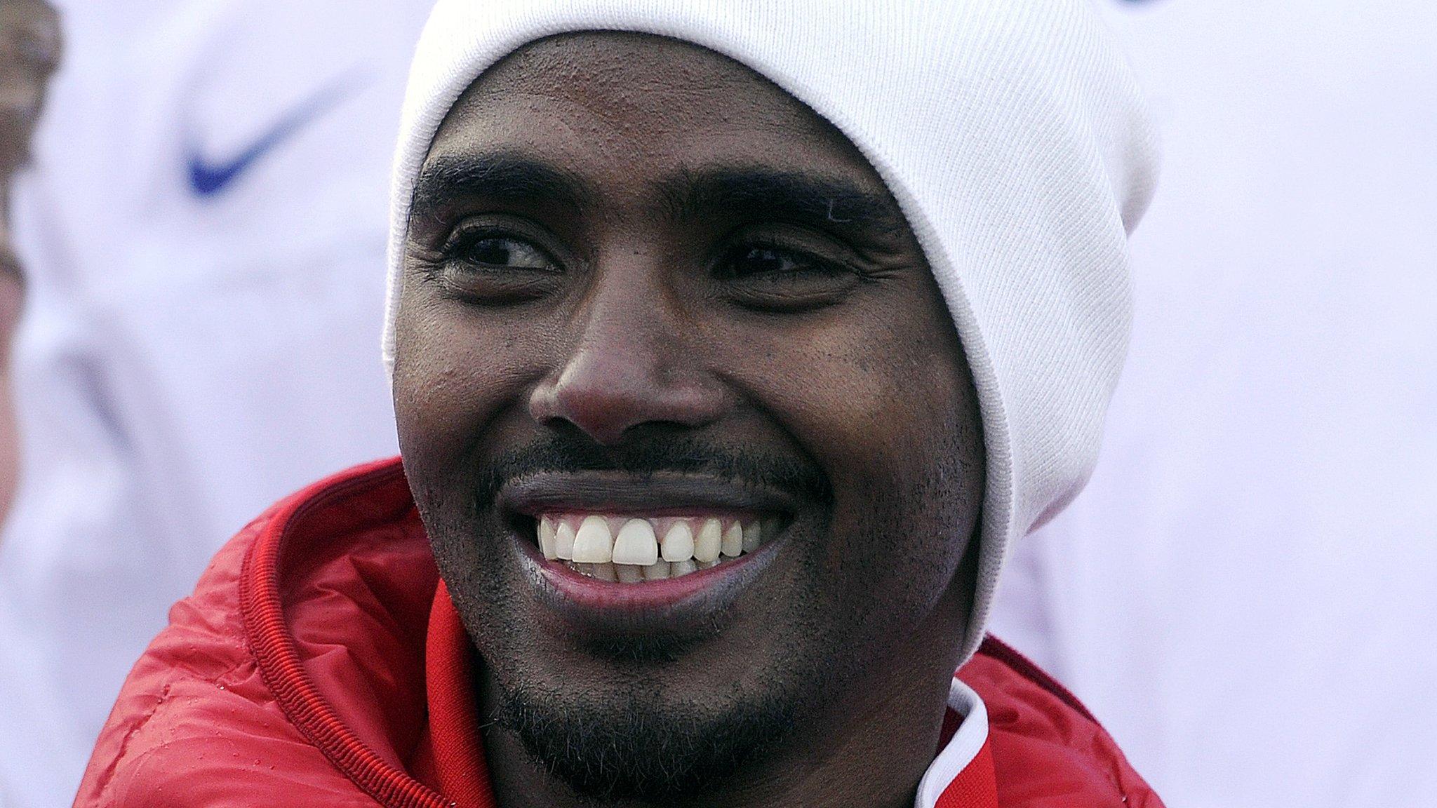 Mo Farah smiles as he prepares to compete in the 2016 Great Edinburgh International XCountry