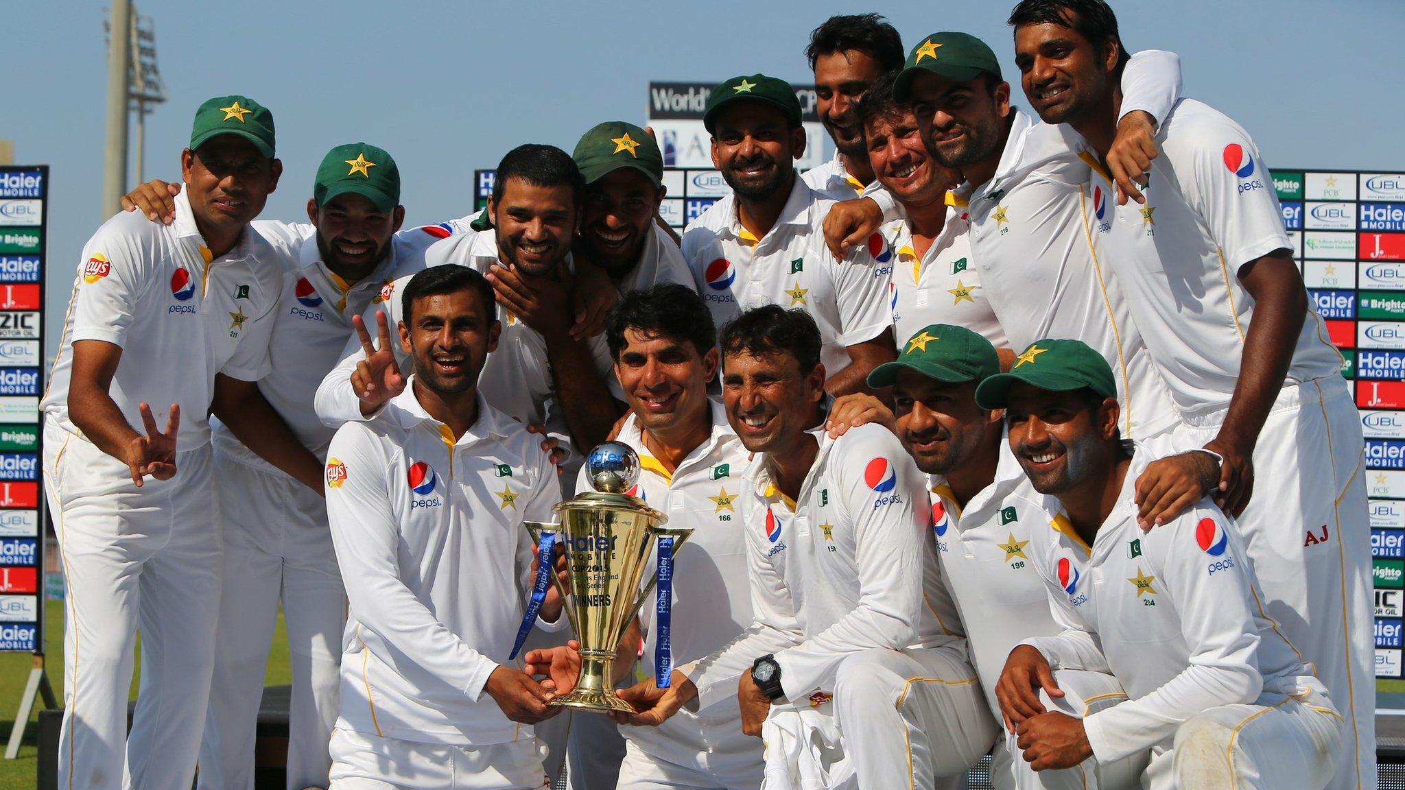 Pakistan celebrate