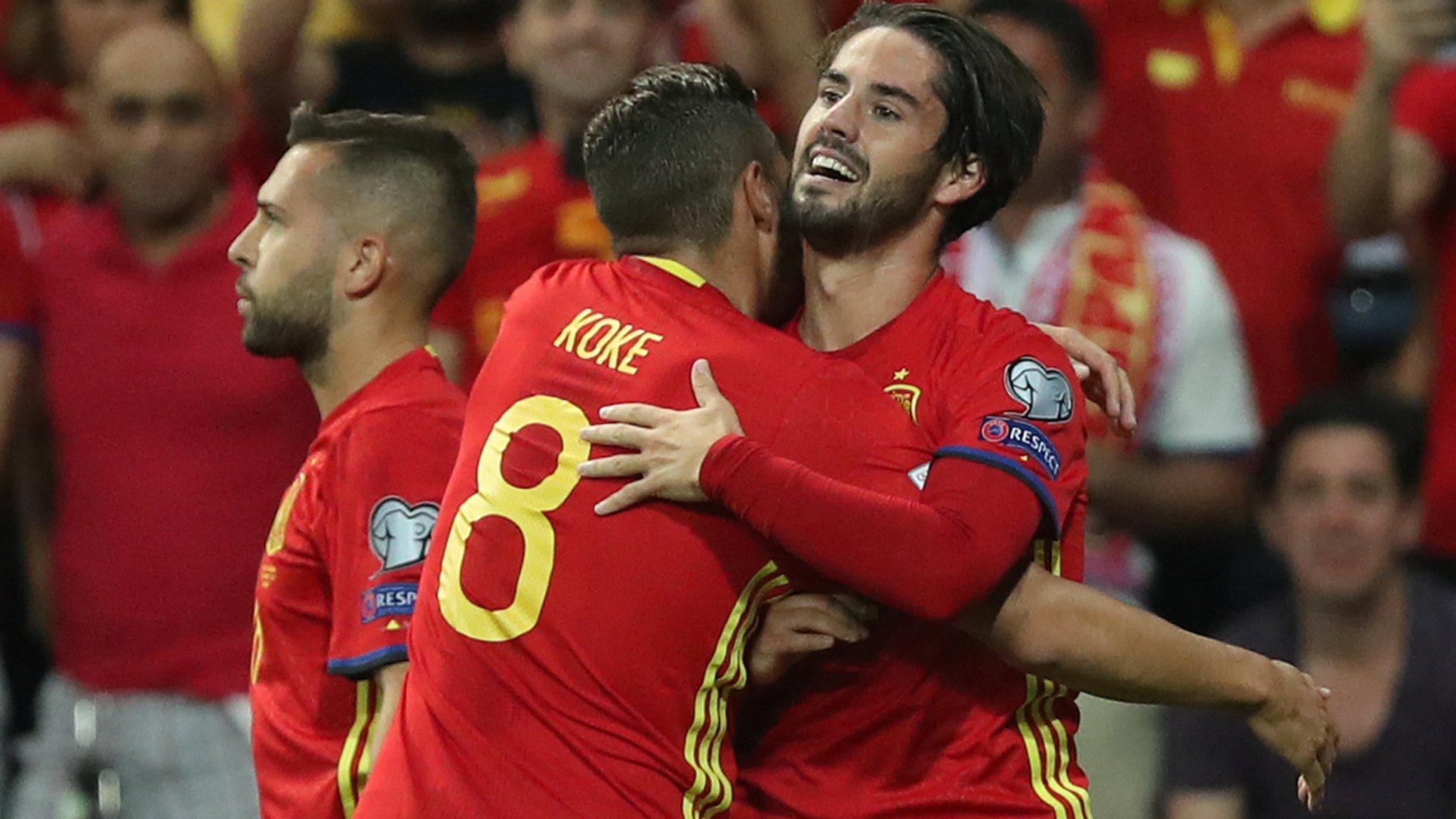 Isco celebrates