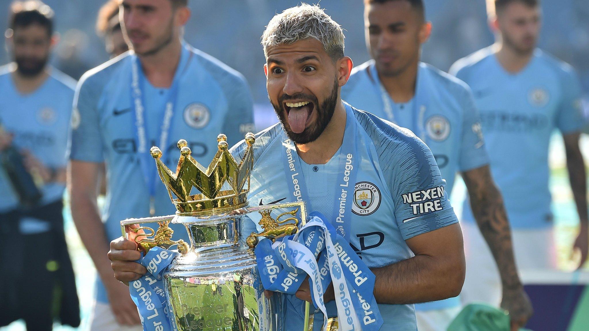 Sergio Aguero with the trophy