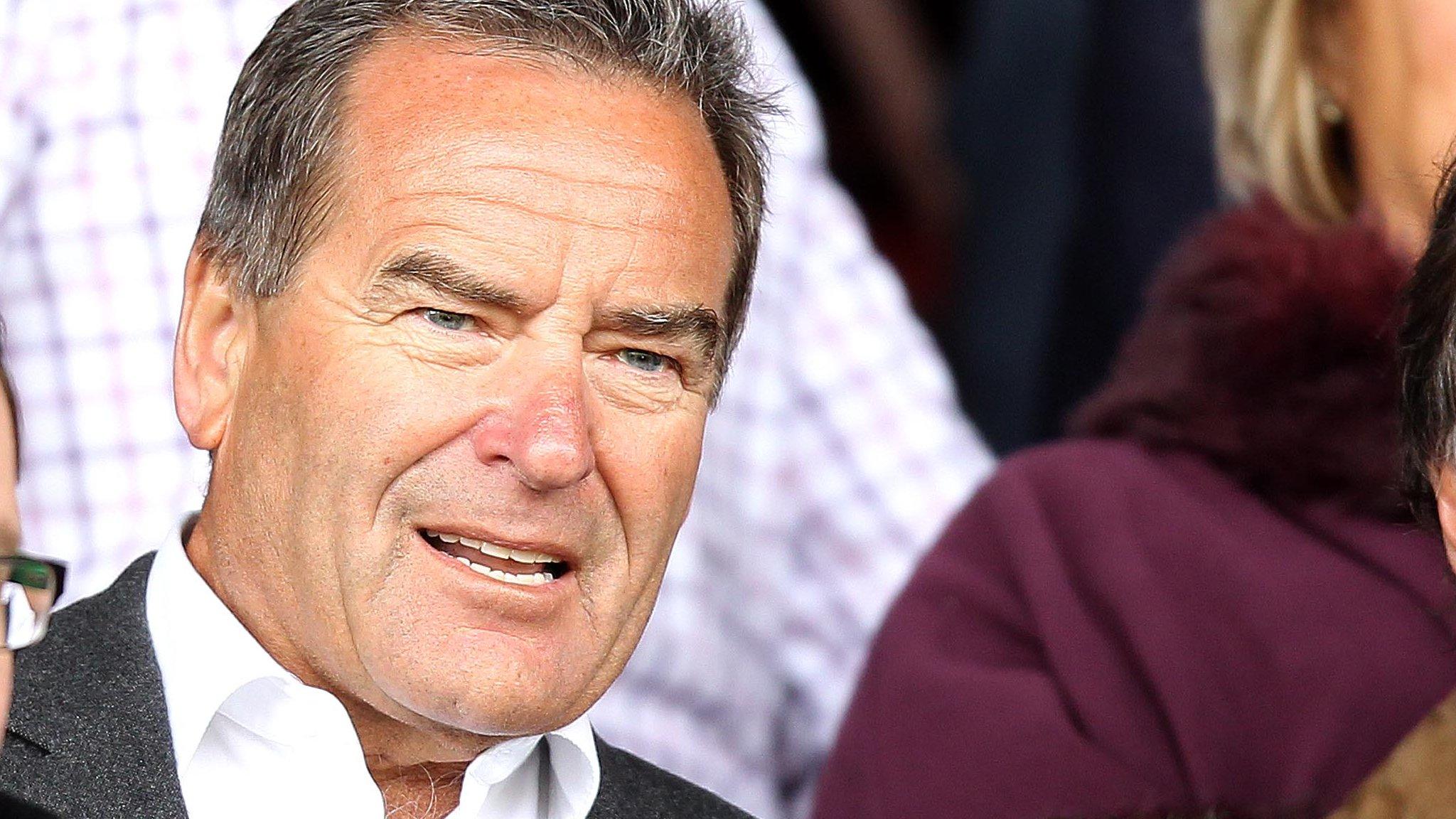 Jeff Stelling