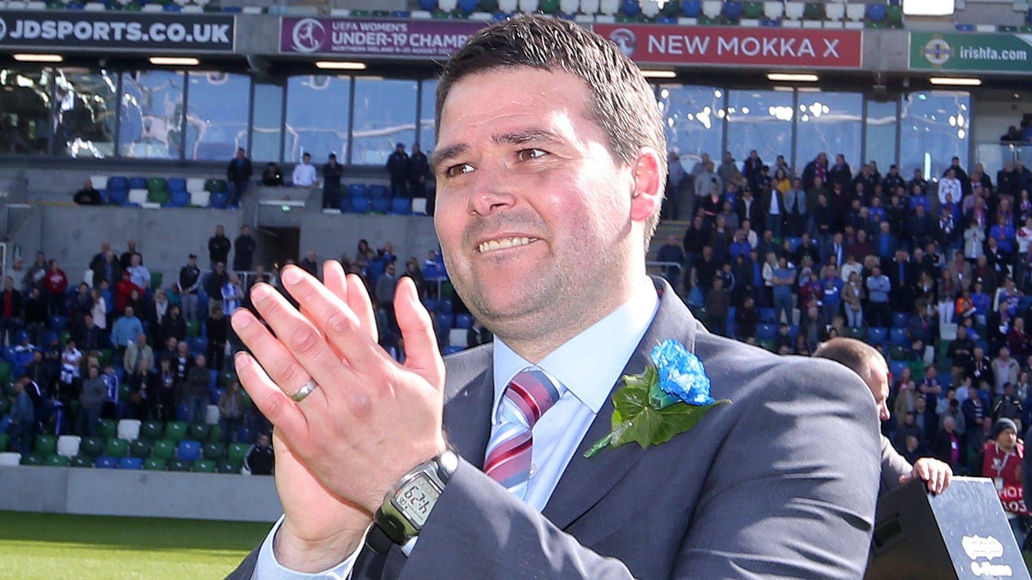 Linfield manager David Healy