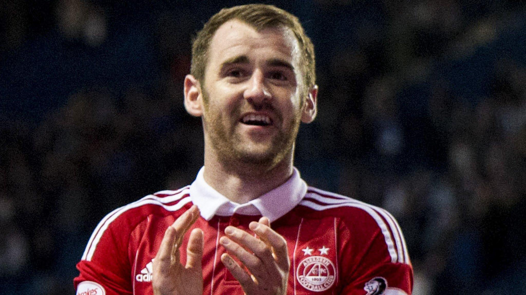 Niall McGinn in Aberdeen colours