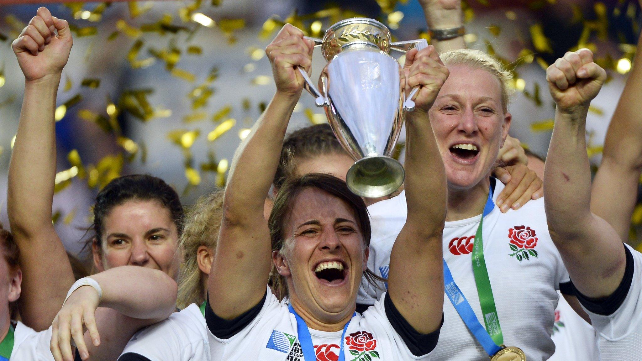 England captain Katy Mclean lifts the World Cup trophy in 2014