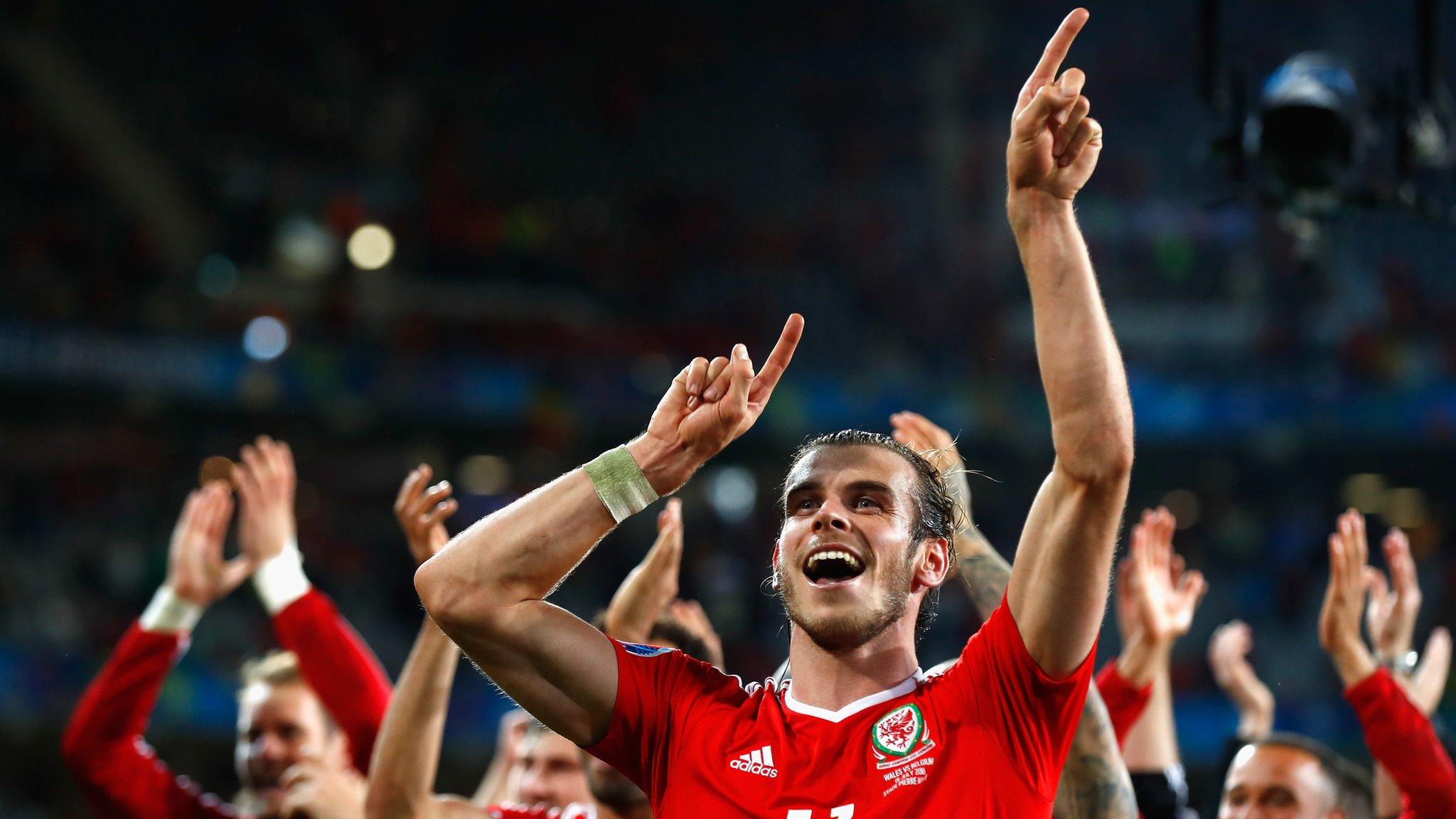 Wales players, led by Gareth Bale, salute fans at Euro 2016