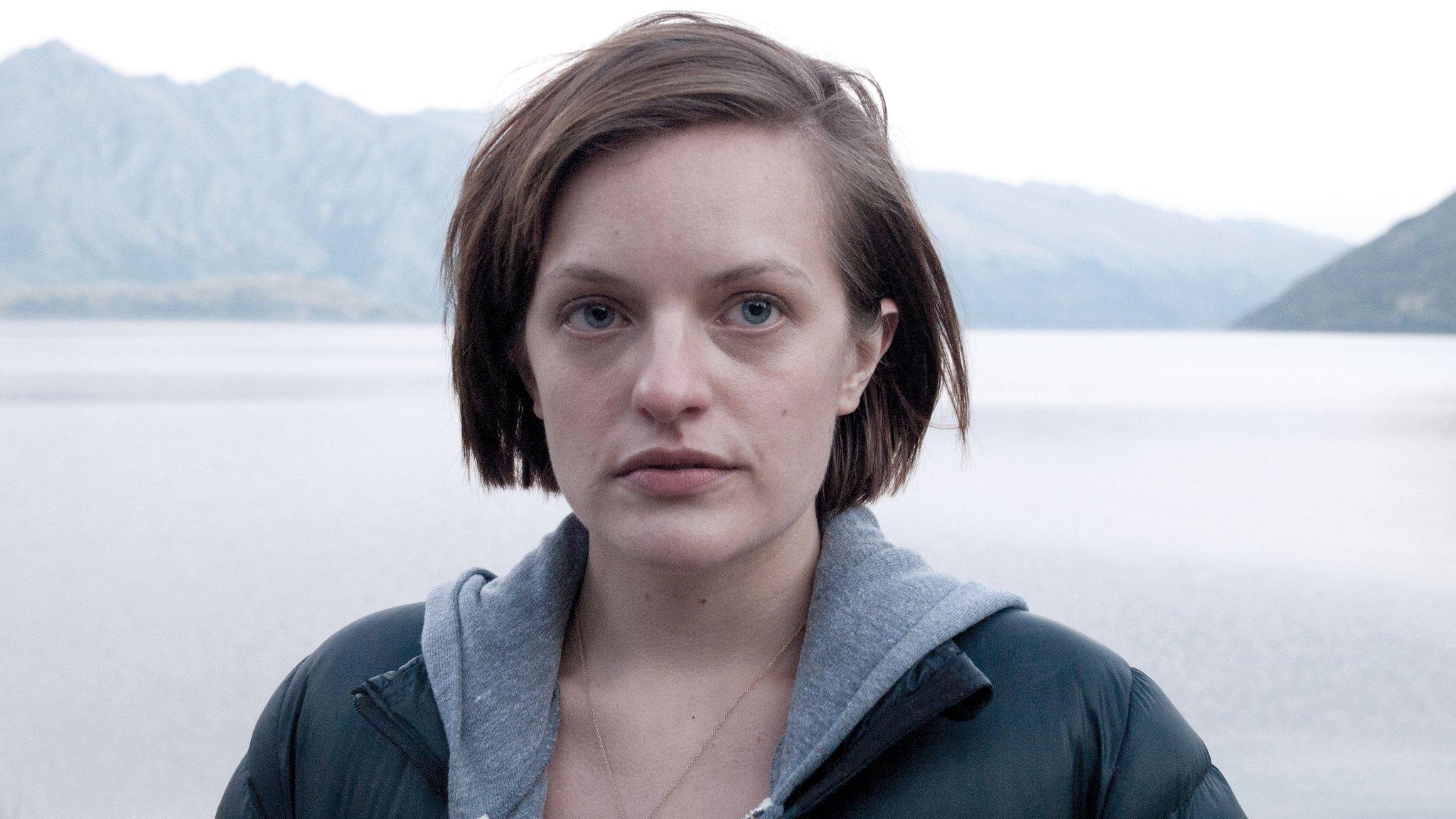 Elisabeth Moss in Top of the Lake