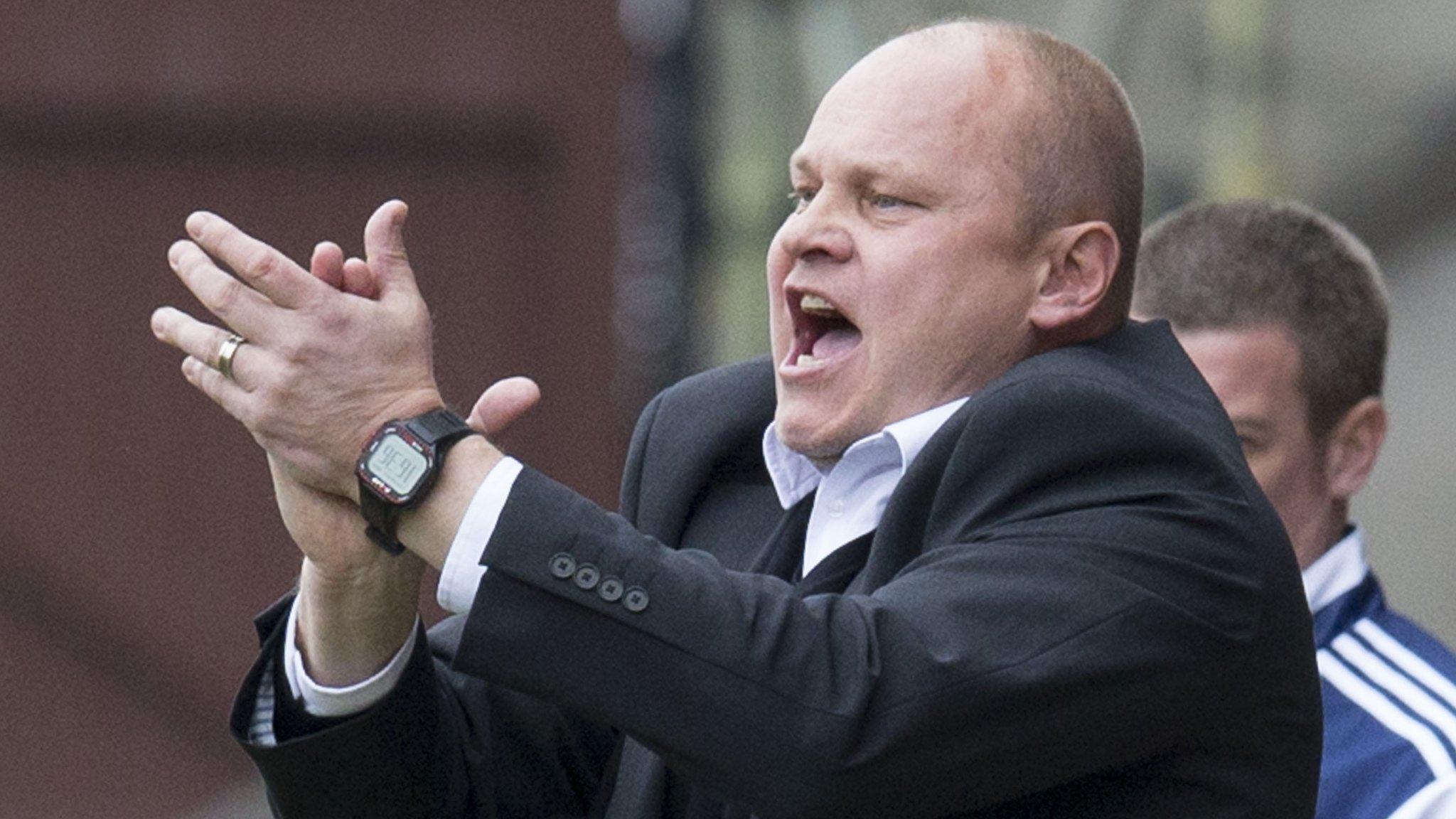 Dundee United manager Mixu Paatelainen