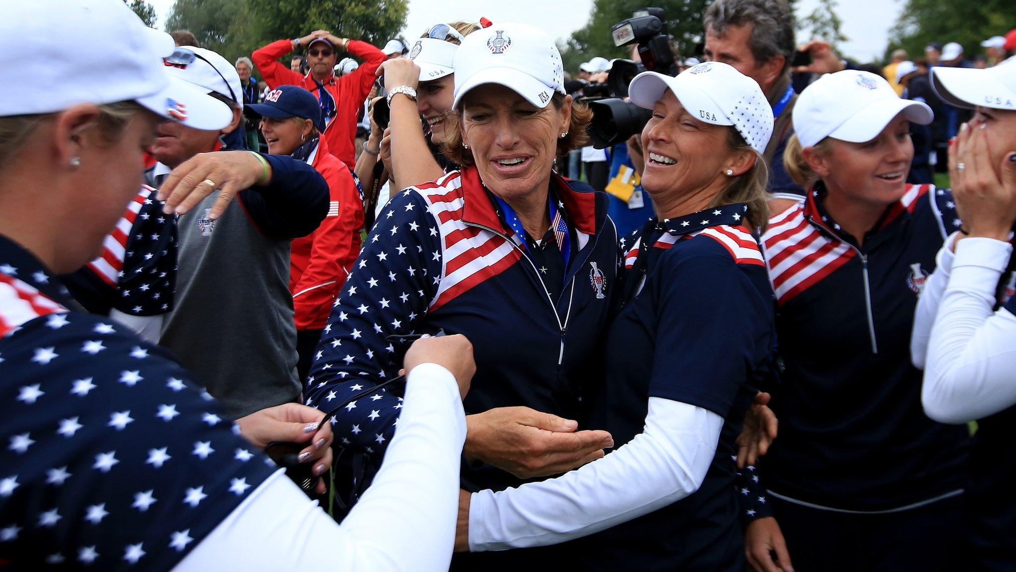 US team celebrate