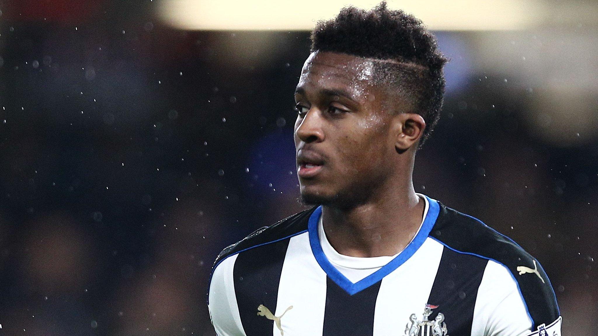 Rolando Aarons