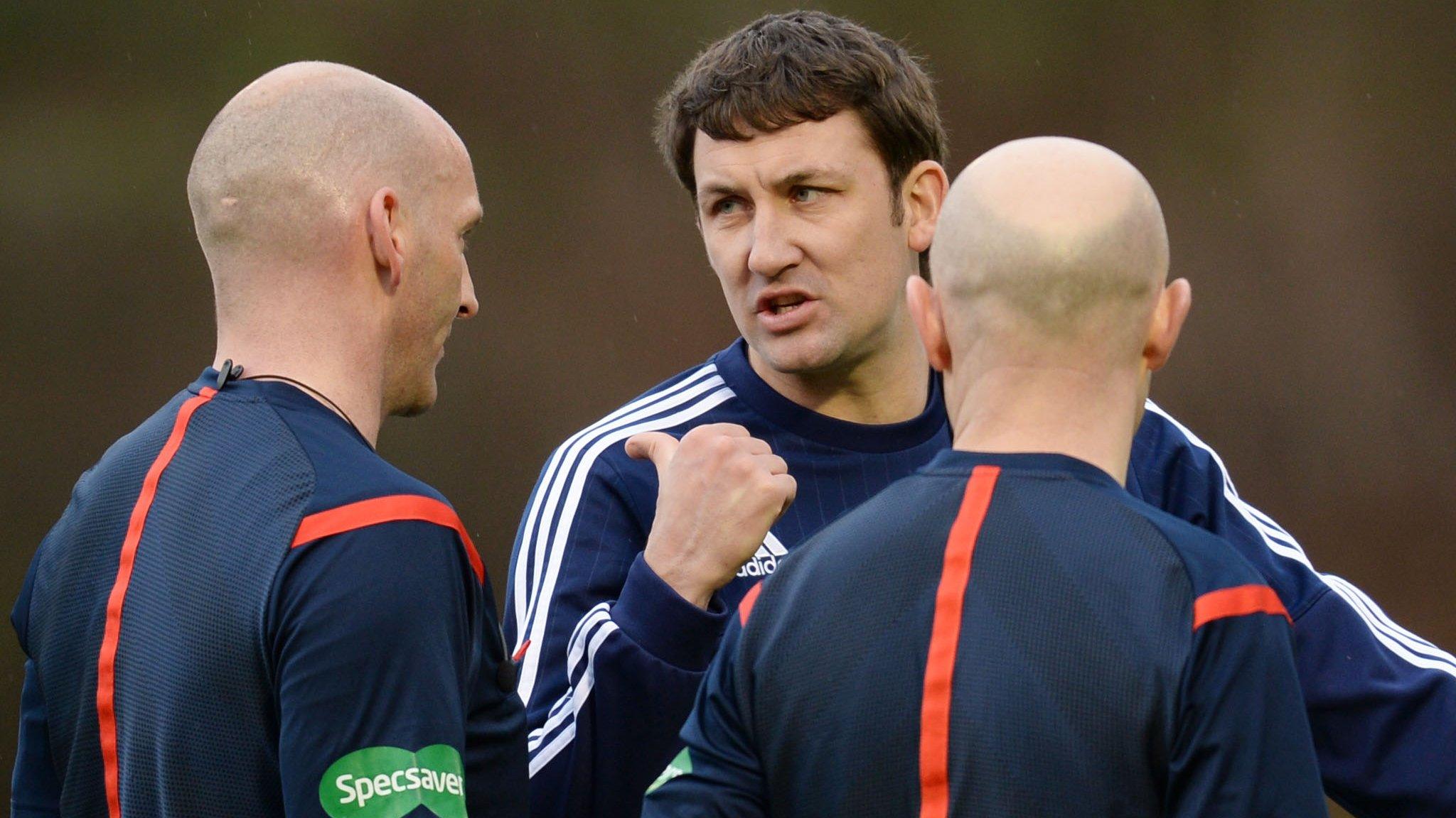 Martin Canning speaking to referees