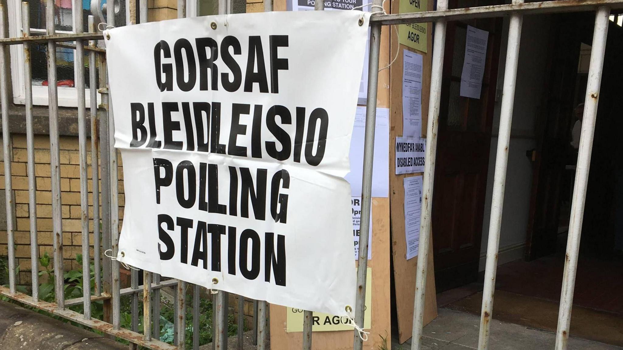 gorsaf bleidleisio