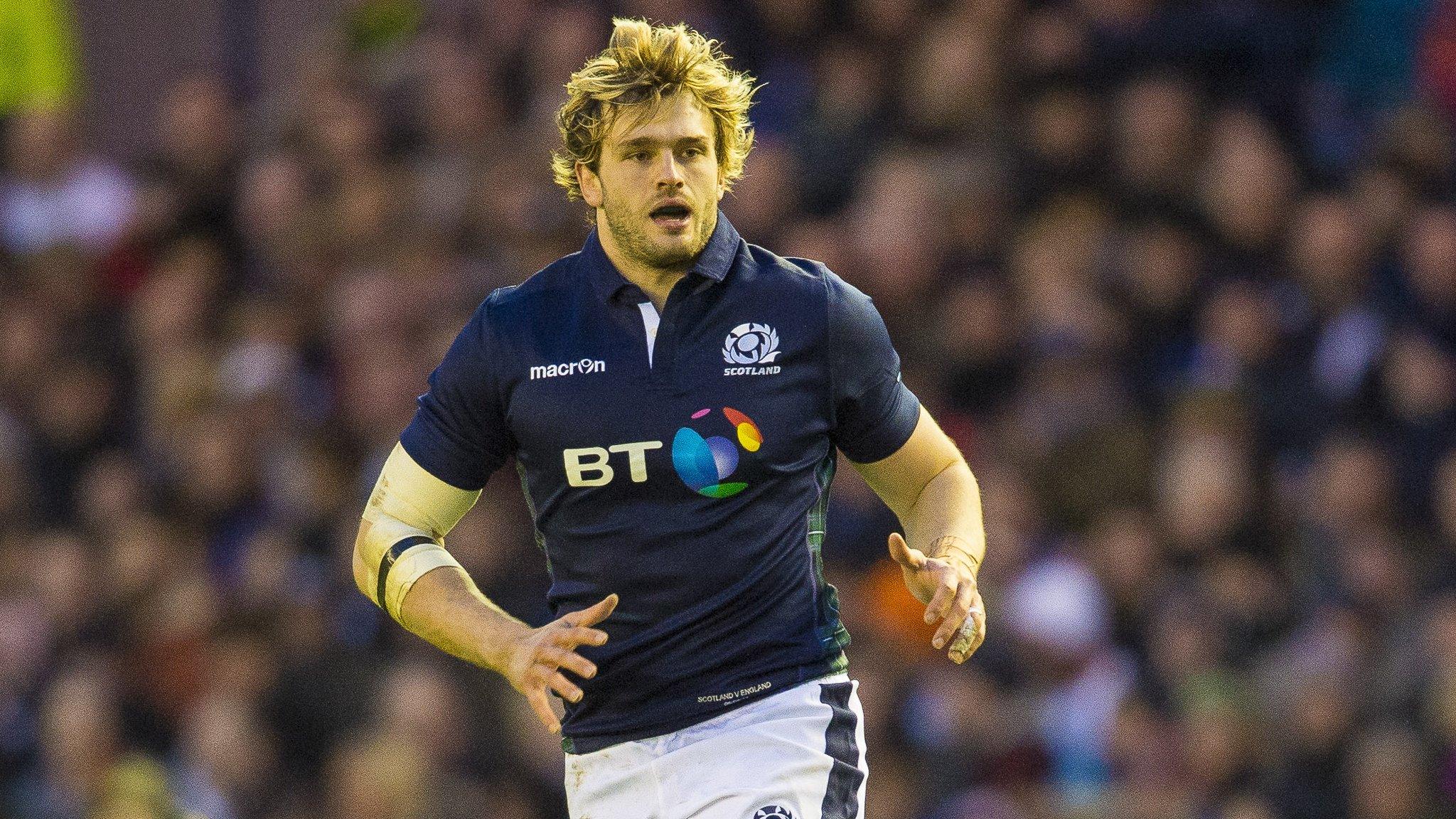 Scotland lock Richie Gray