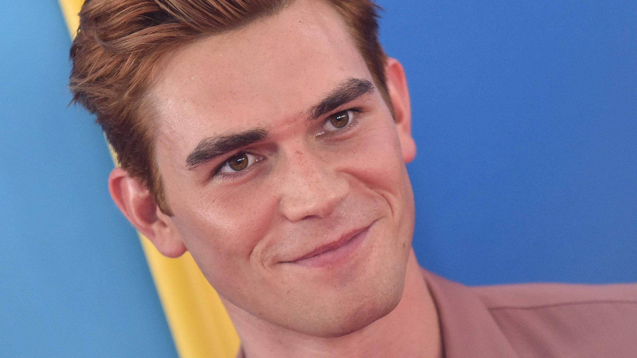 Actor KJ Apa