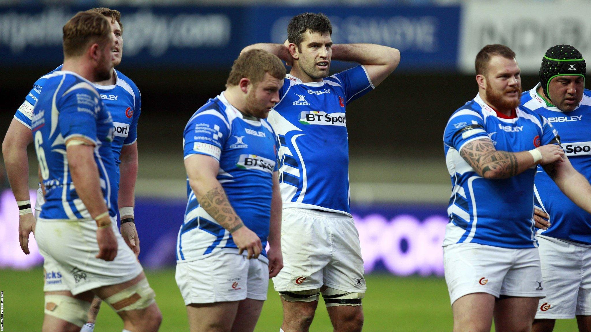 Dragons players following defeat to Montpellier