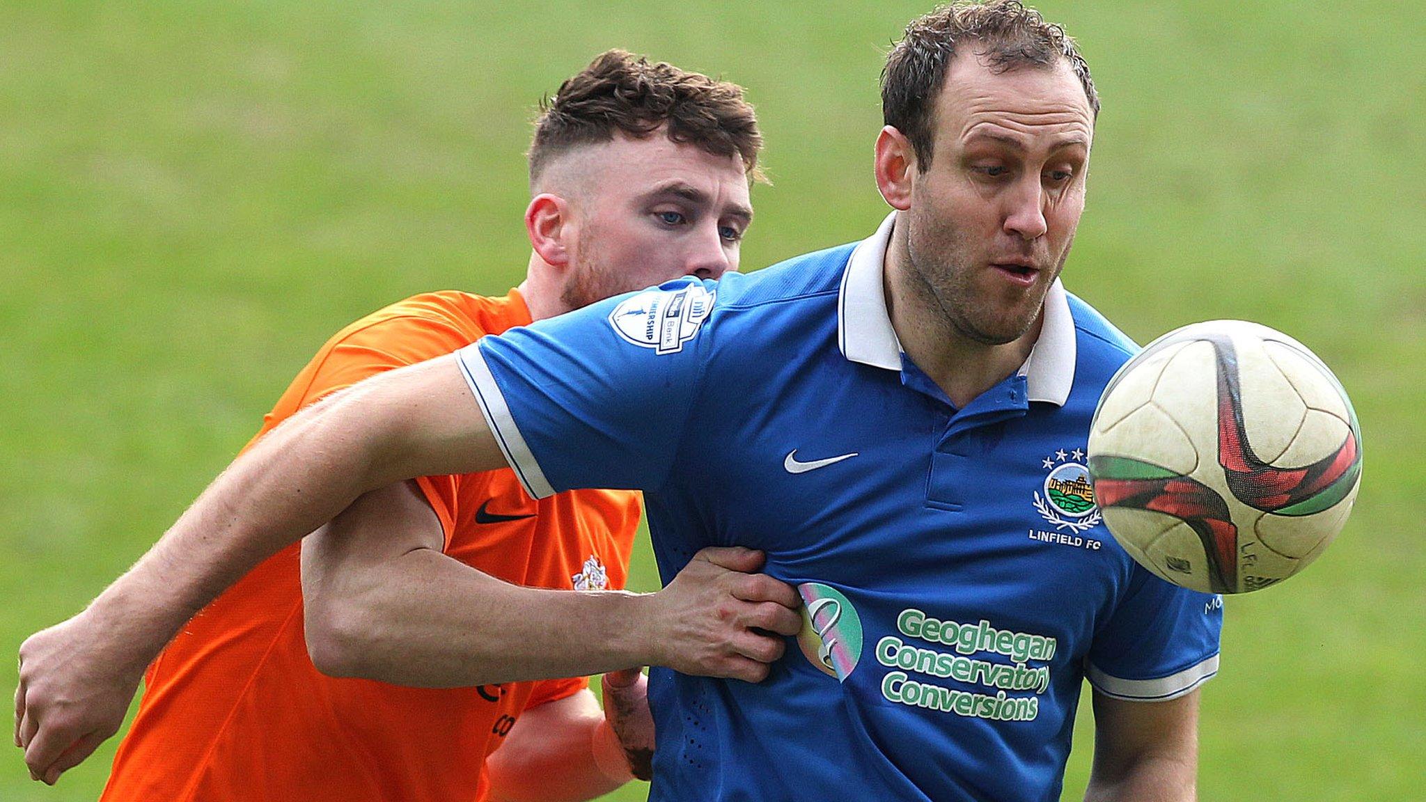 Linfield beat Glenavon at Windsor Park