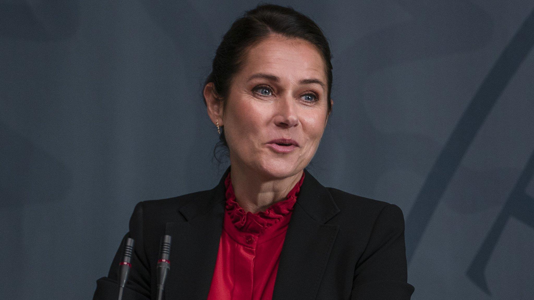 Sidse Babett Knudsen in Borgen