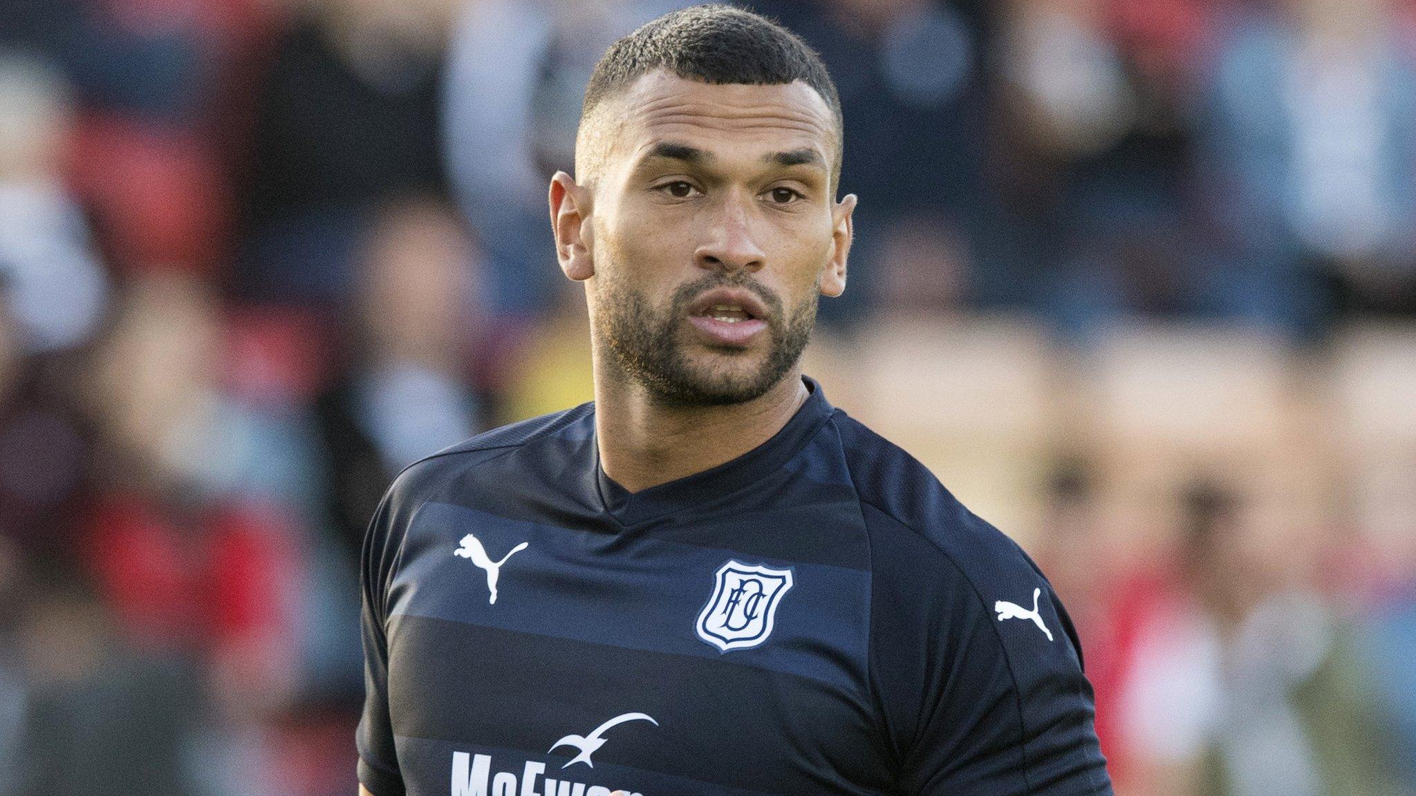 Steven Caulker in action for Dundee