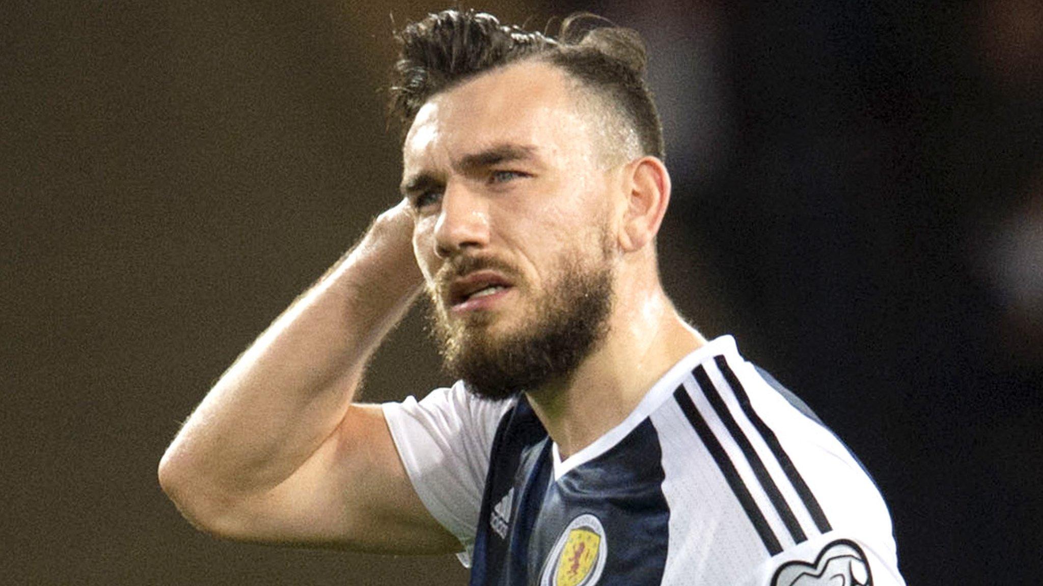 Scotland midfielder Robert Snodgrass