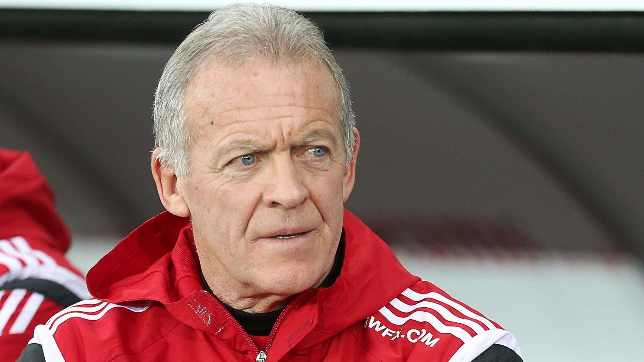 Alan Curtis