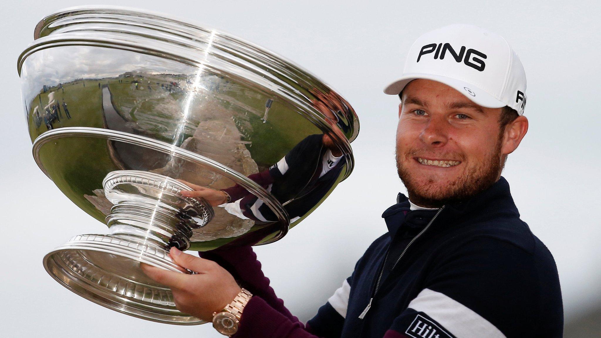 Tyrrell Hatton with the Dunhill Links Championship trophy