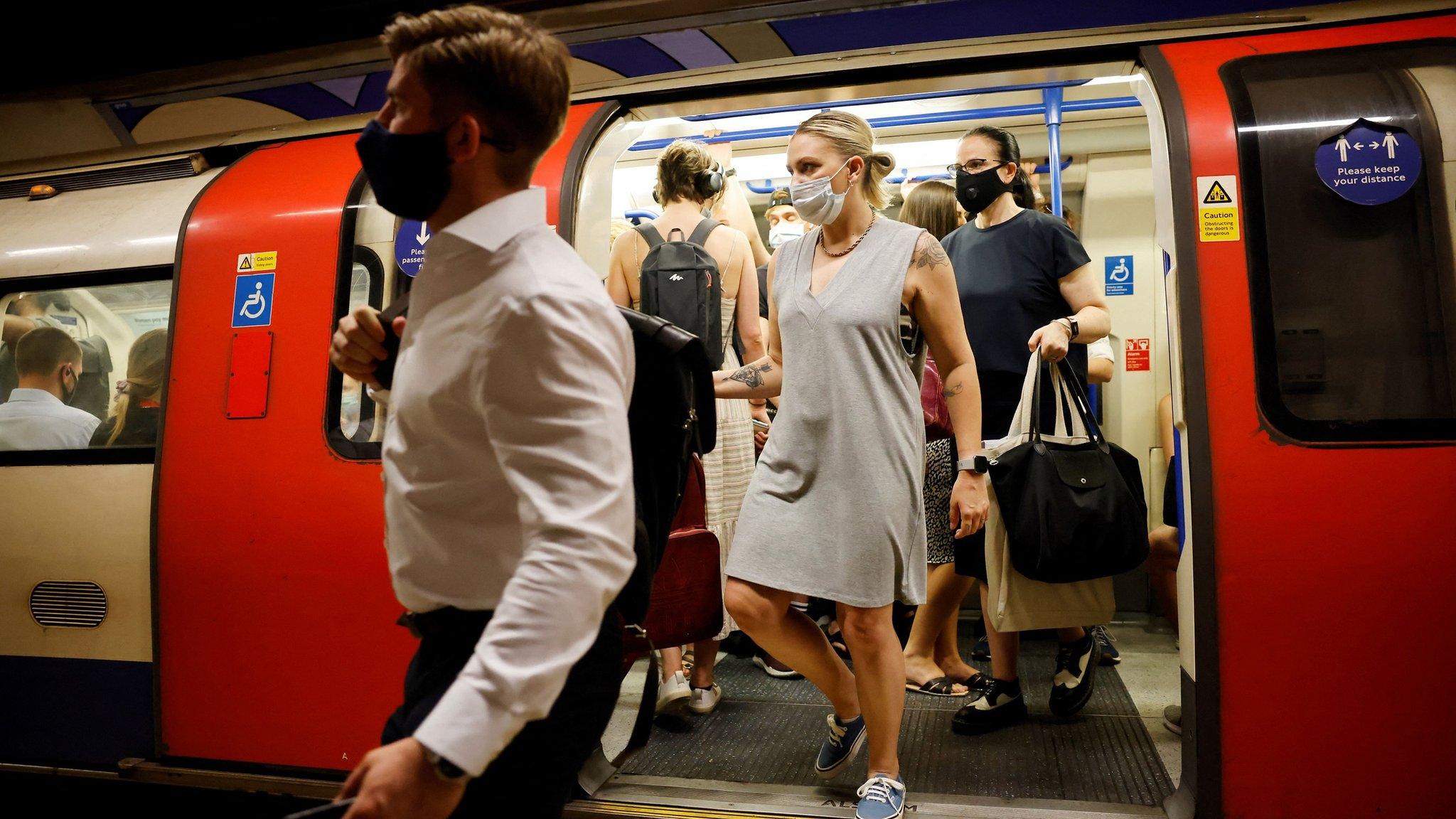 London Underground commuters