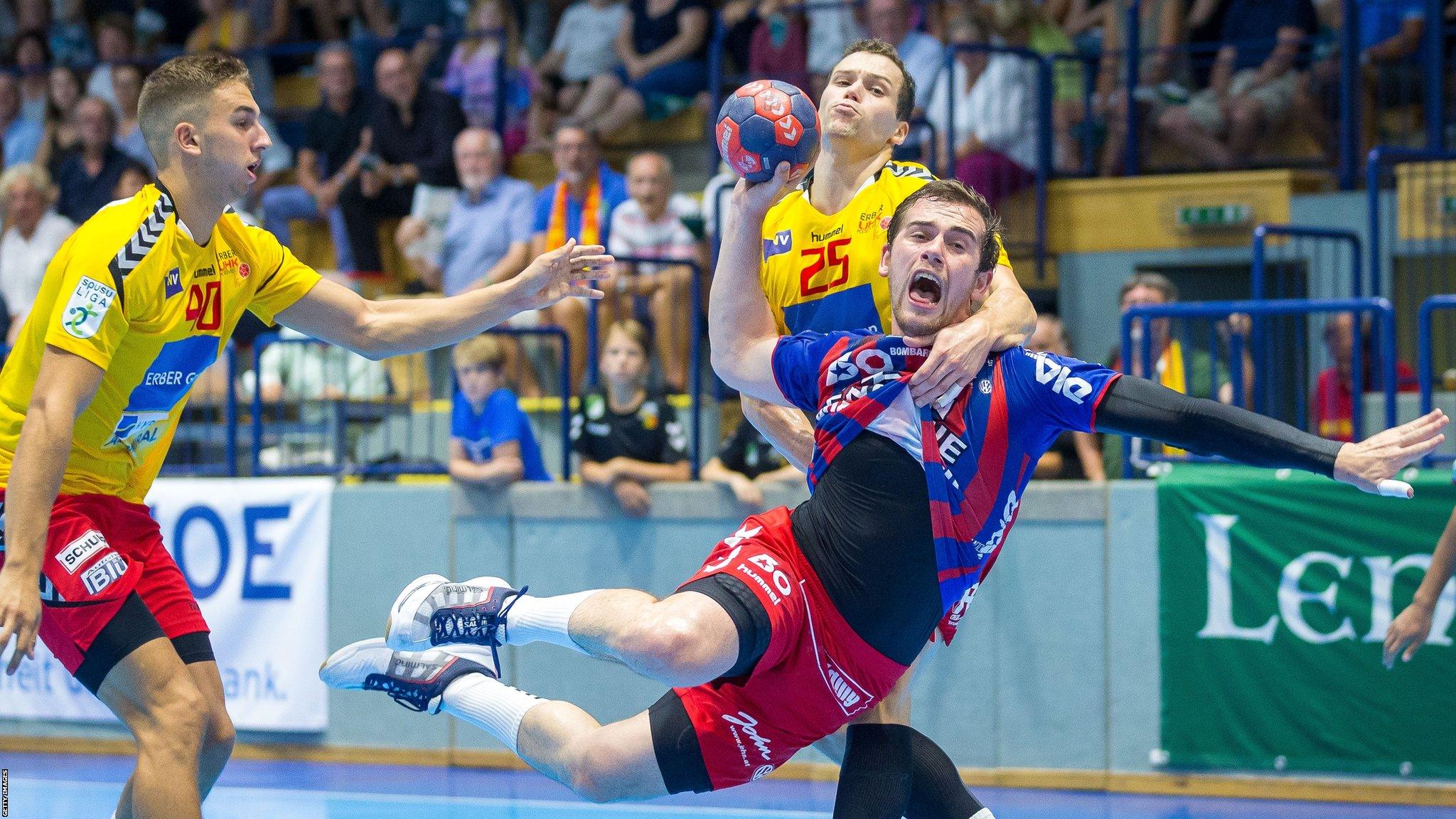 KREMS, AUSTRIA - AUGUST 30: Oliver Nikic of Krems, Gunnar Prokop of Krems and Vincent Schweiger of Margareten during the spusu Liga match between UHK Krems v HC Fivers Margareten at sports hall Krems on August 30, 2019 in Krems, Austria. (Photo by Ewald Rauscher/SEPA.Media /Getty Images)