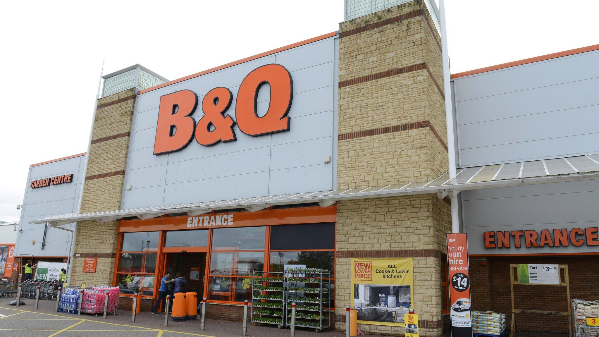 B&Q store