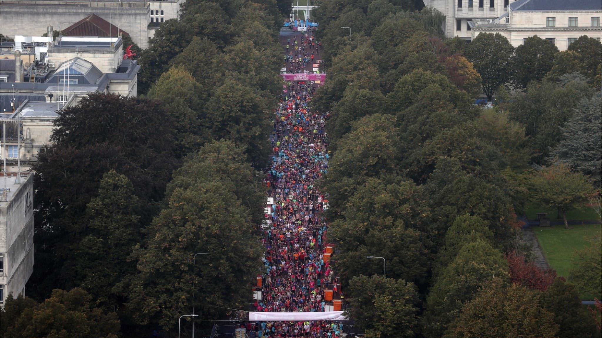 Cardiff Half Marathon runners