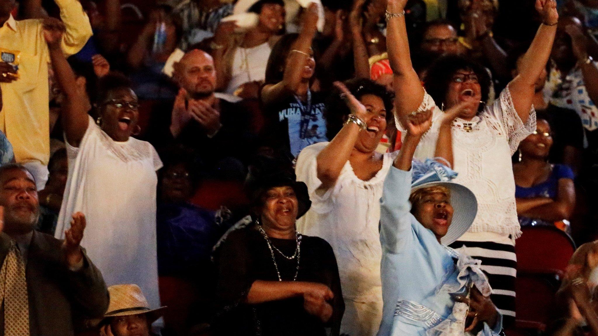 Spectators at the memorial service respond to a speech by Rabbi Michael Lerner - 10 June