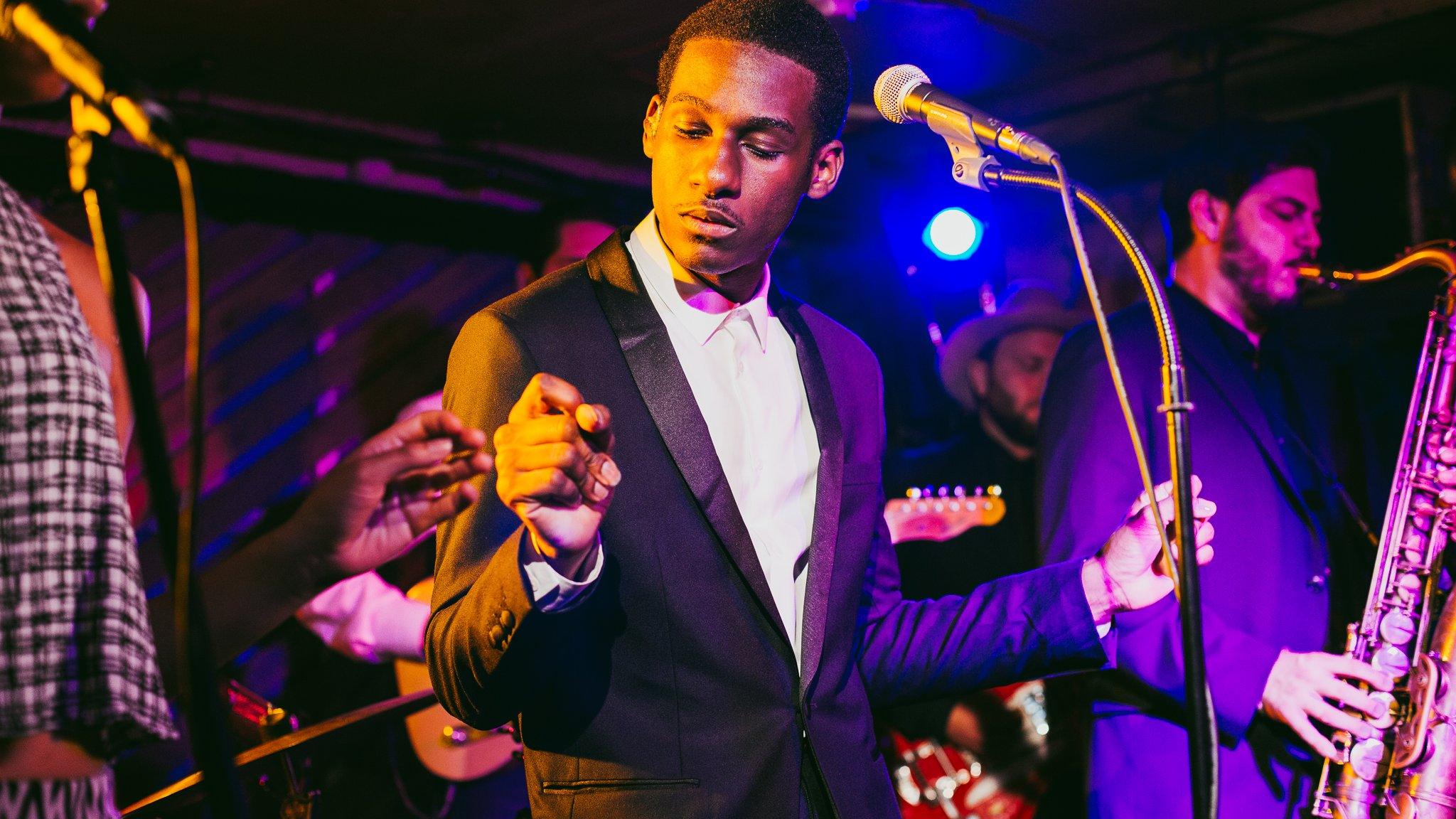 Leon Bridges